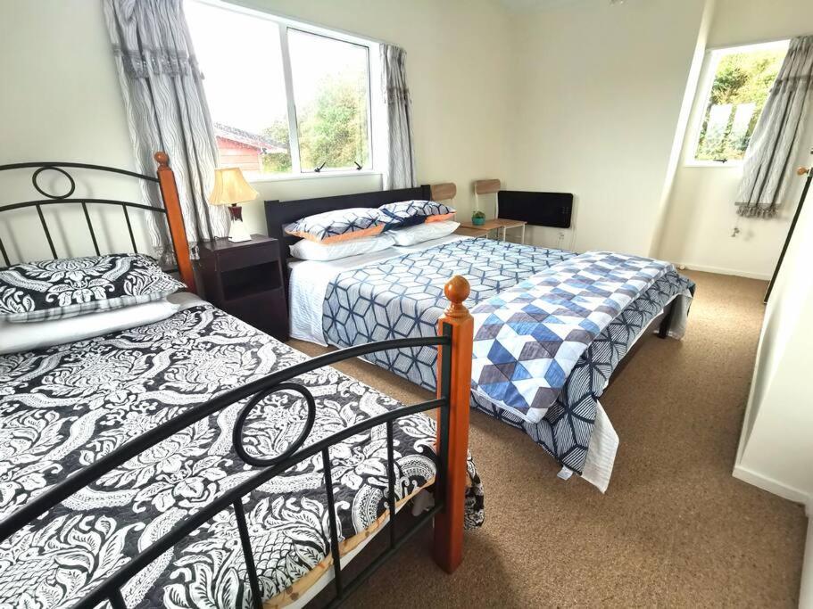 Big sale in winter three bedrooms two bathrooms in karori