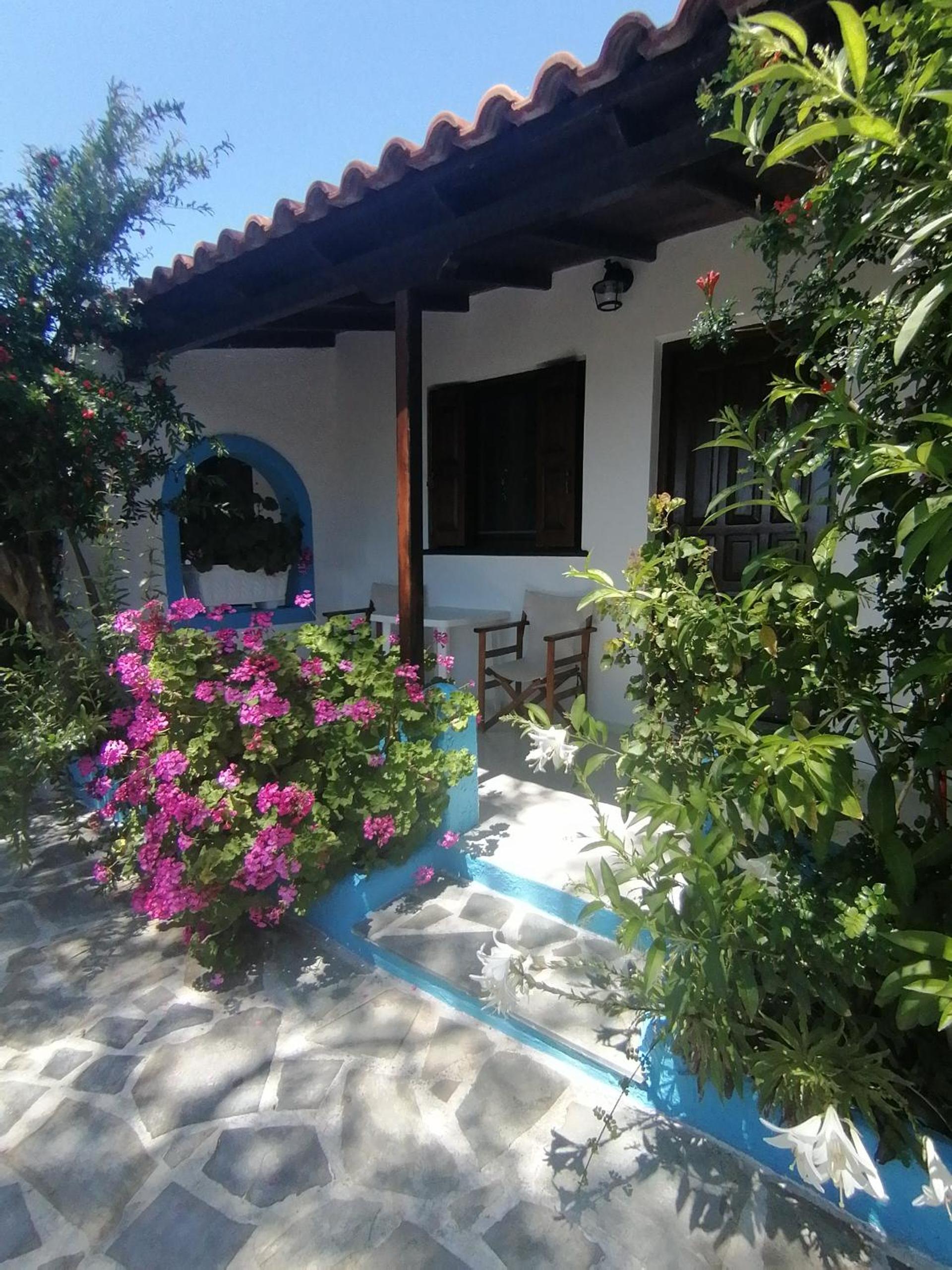 Studios Ioanna Limnionas Samos