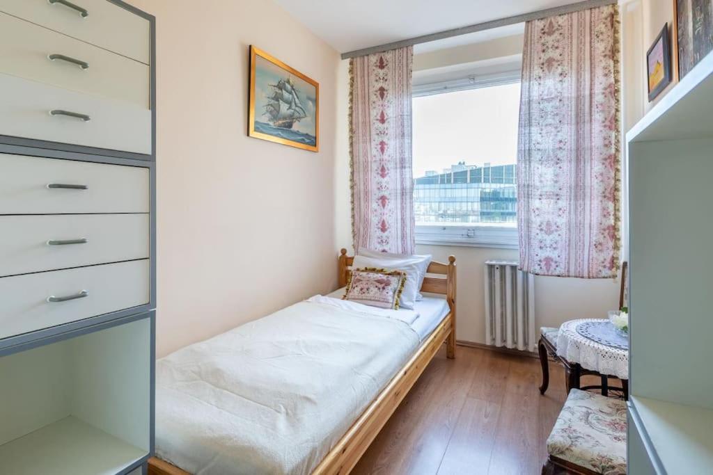 Convenient City Stay
