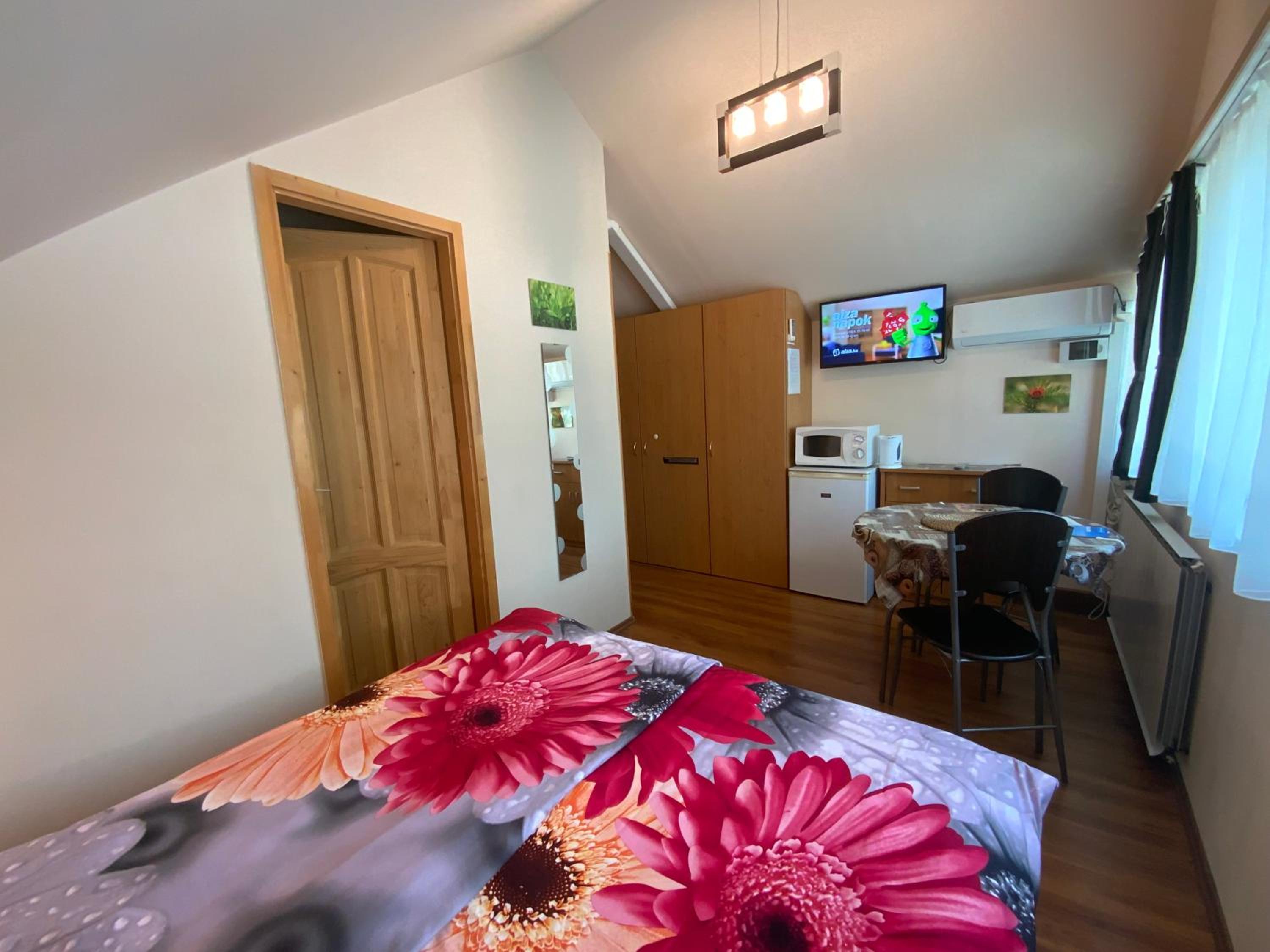 Első Fecske apartmanok, photo 25