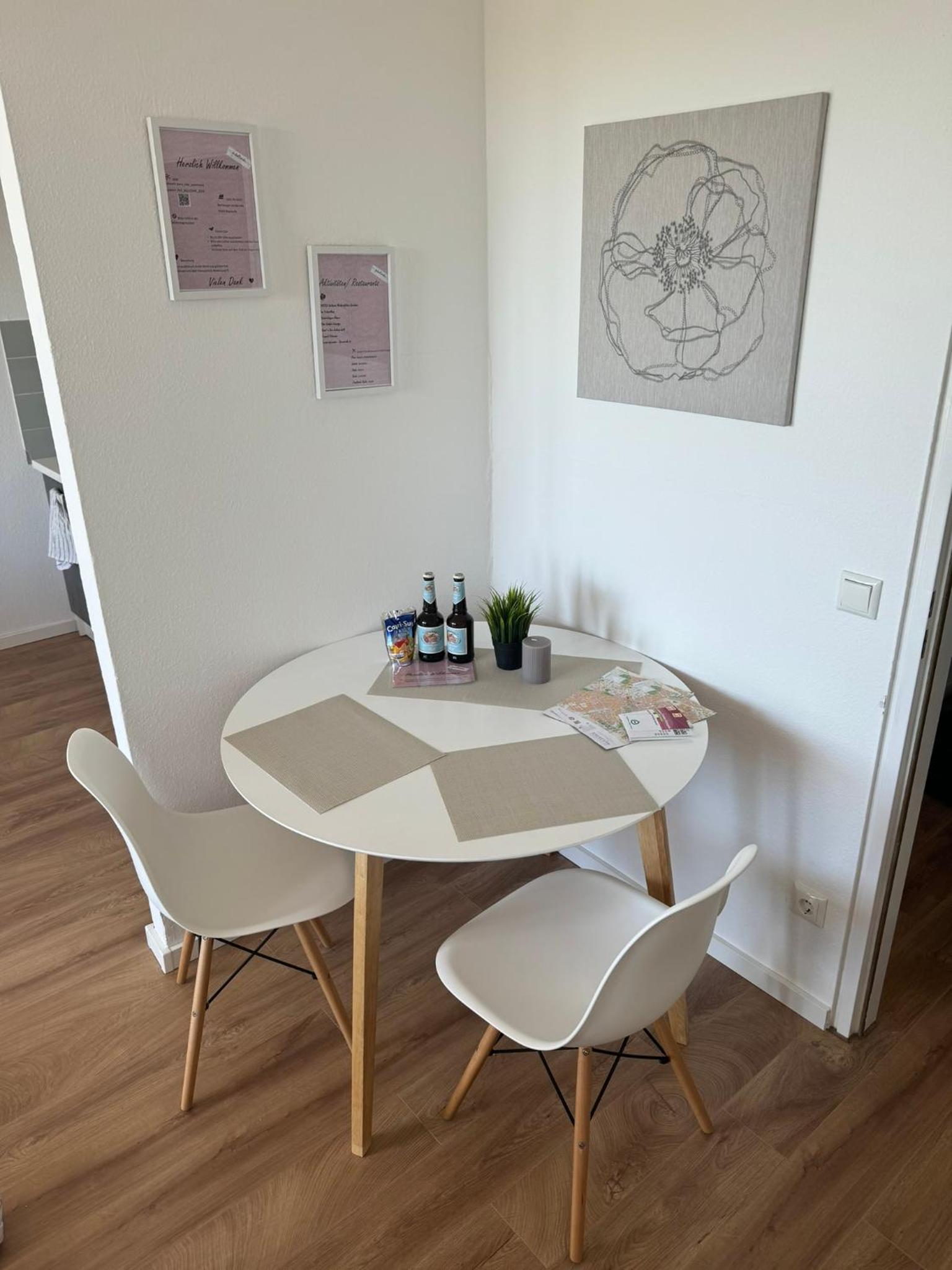 1 Zimmer Wohnung mit Balkon und Kuche - Property Image 3
