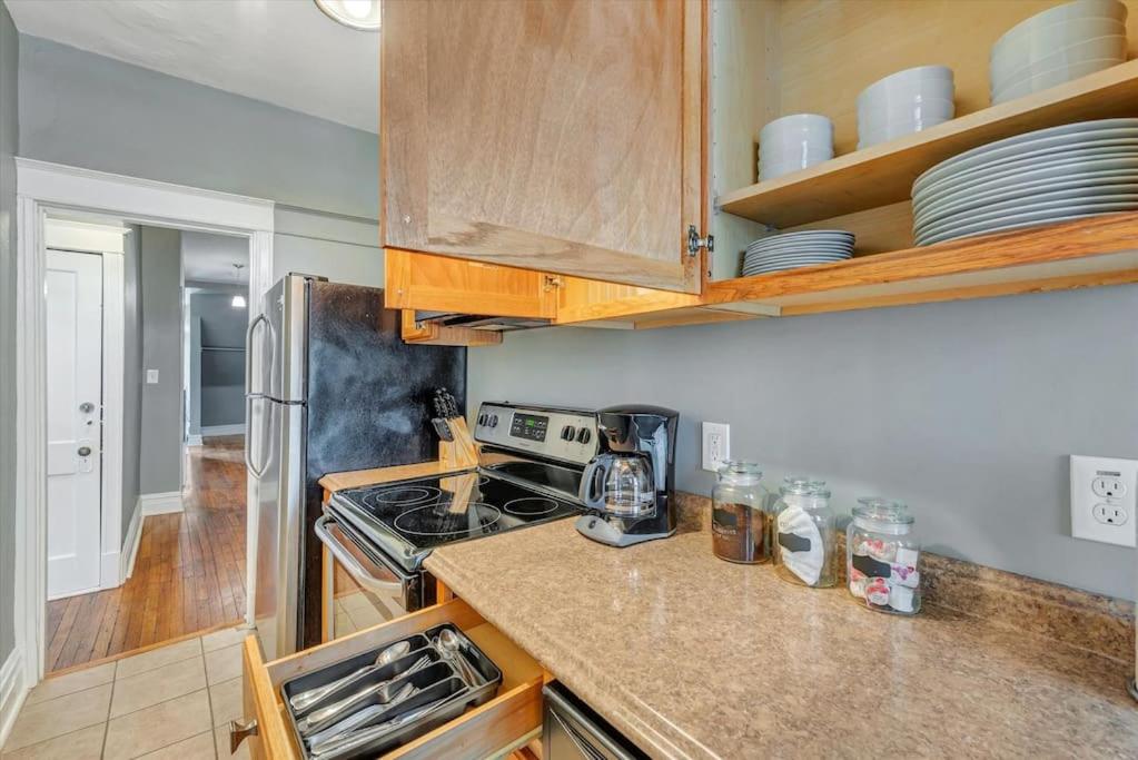 Historic First Floor Unit in Shaw Community STL 1E - Property Image 16