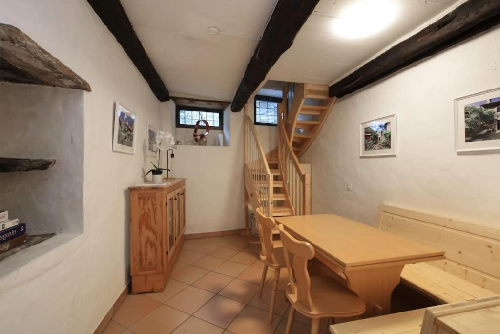 Charming Retreat- 100-Year-Old Stone Rustico