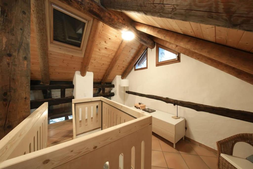 Charming Retreat- 100-Year-Old Stone Rustico