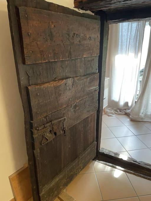 Charming Retreat- 100-Year-Old Stone Rustico