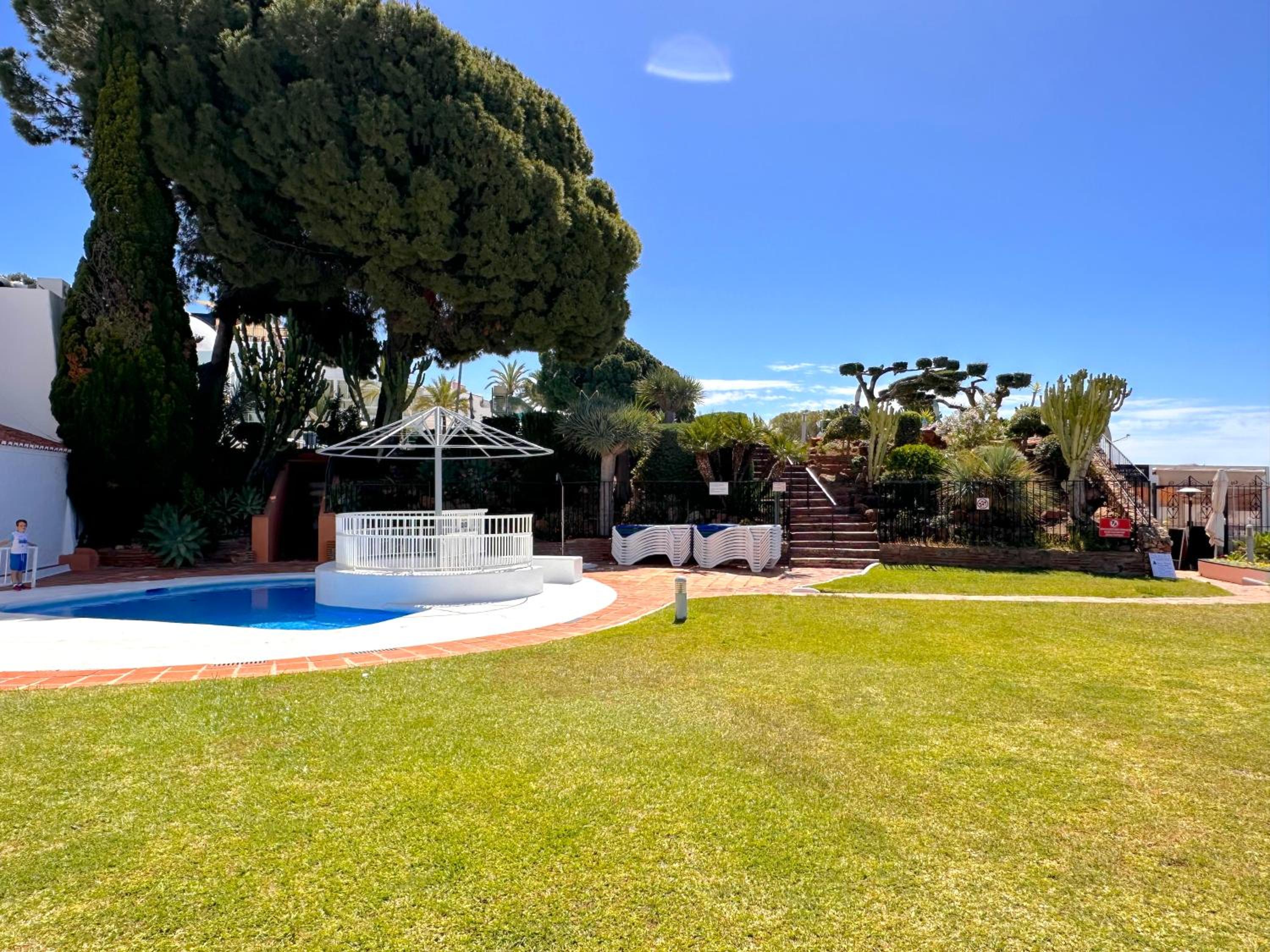 Hibiscos Seaview Terrace by Casasol