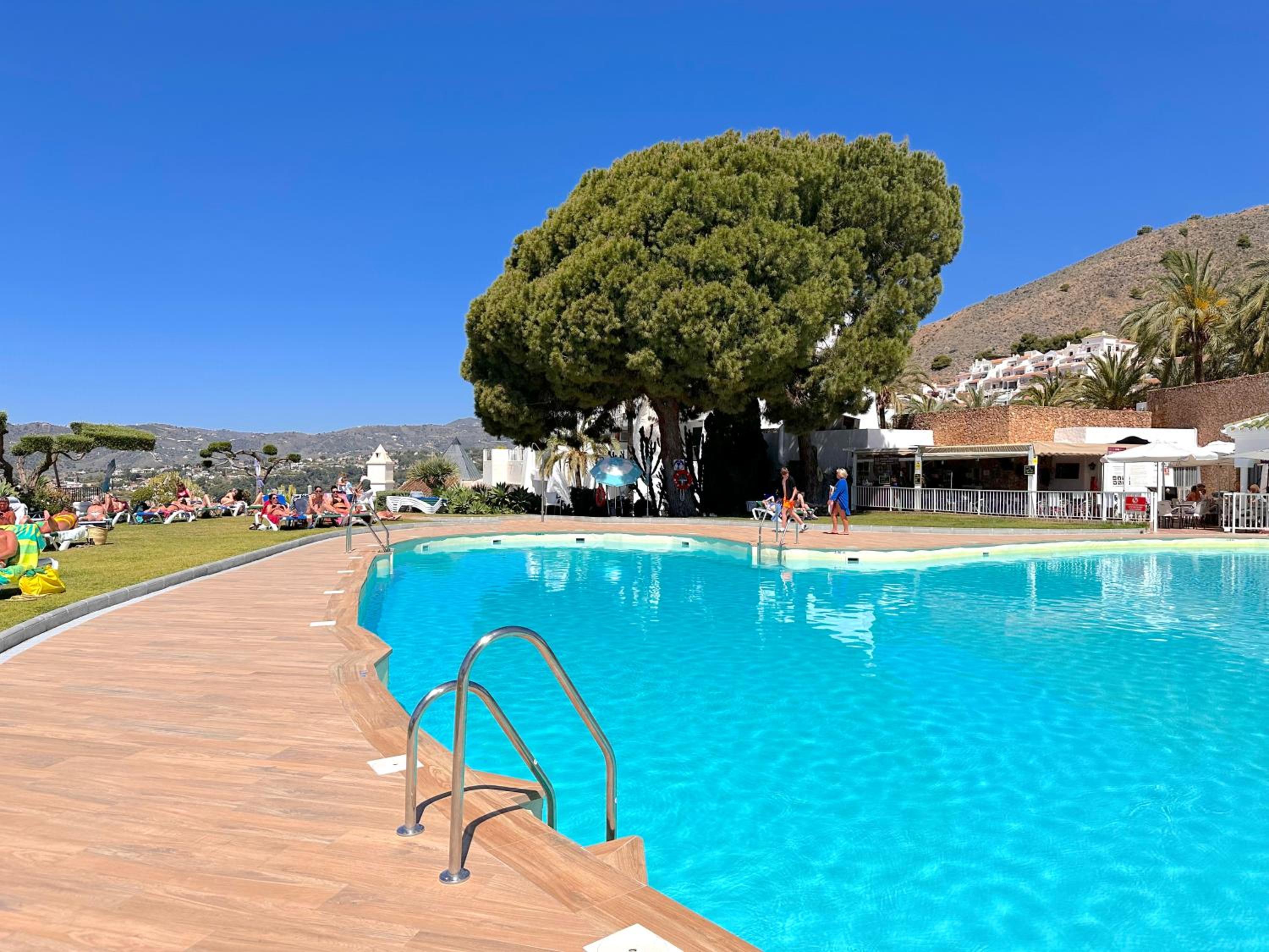 Photo 24