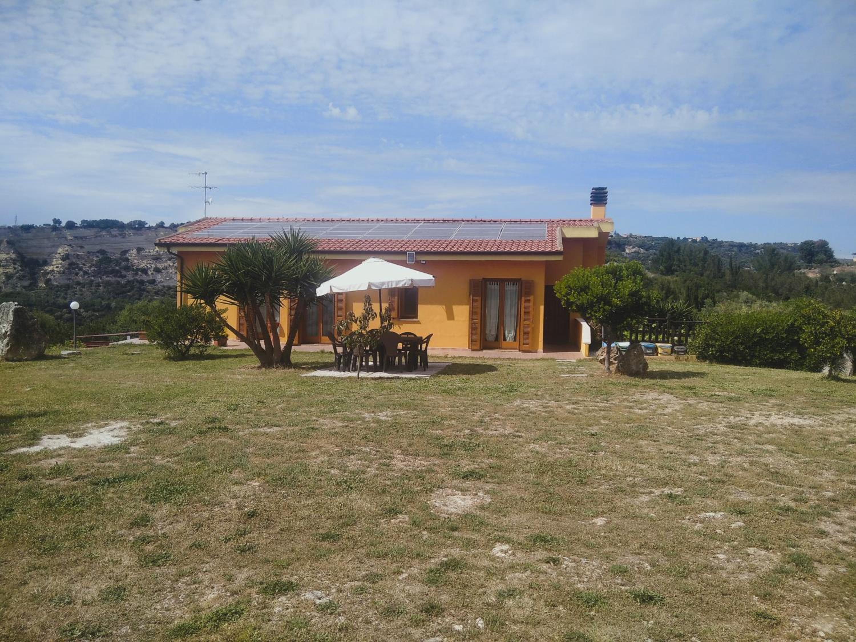 Photo 25