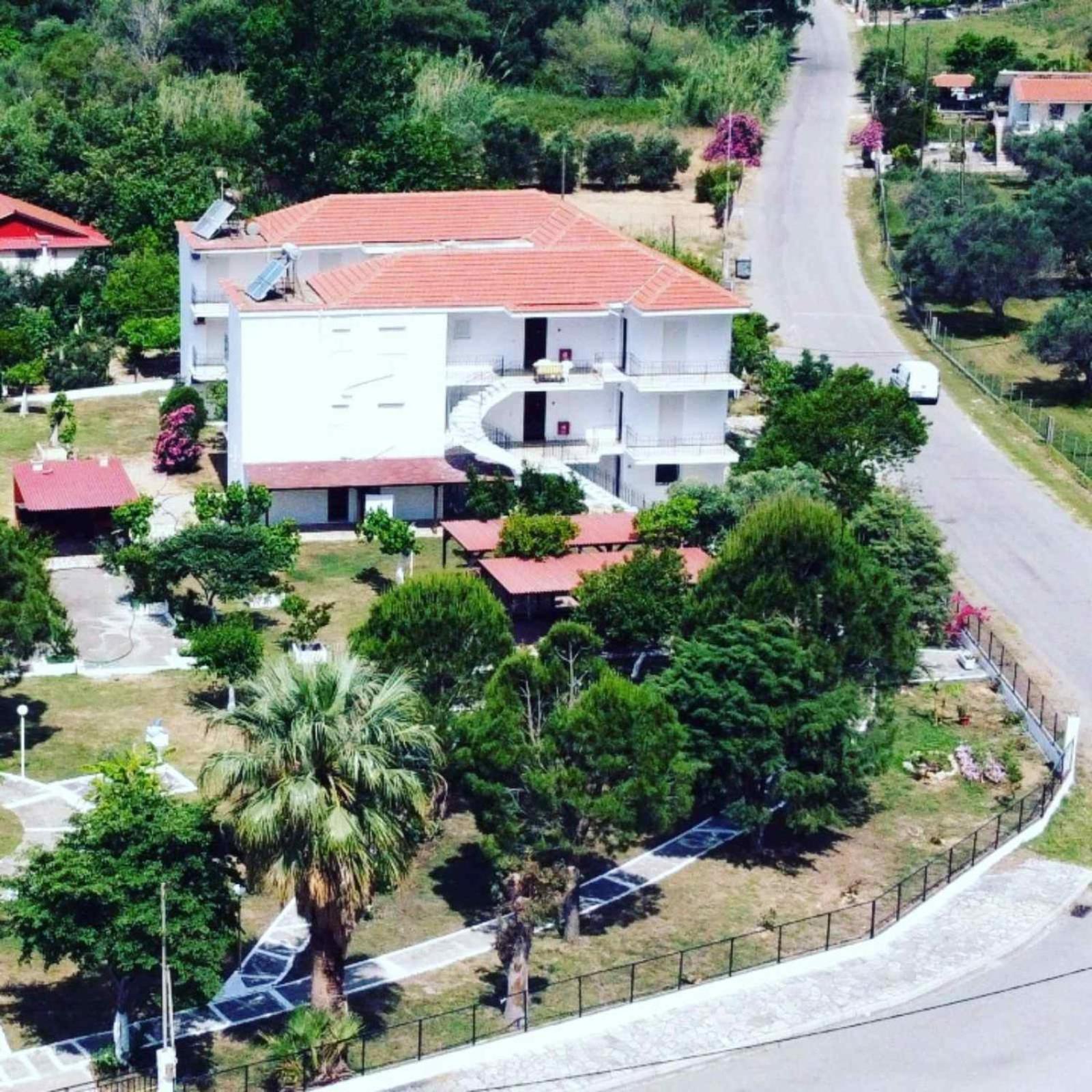 mourkos-apartments
