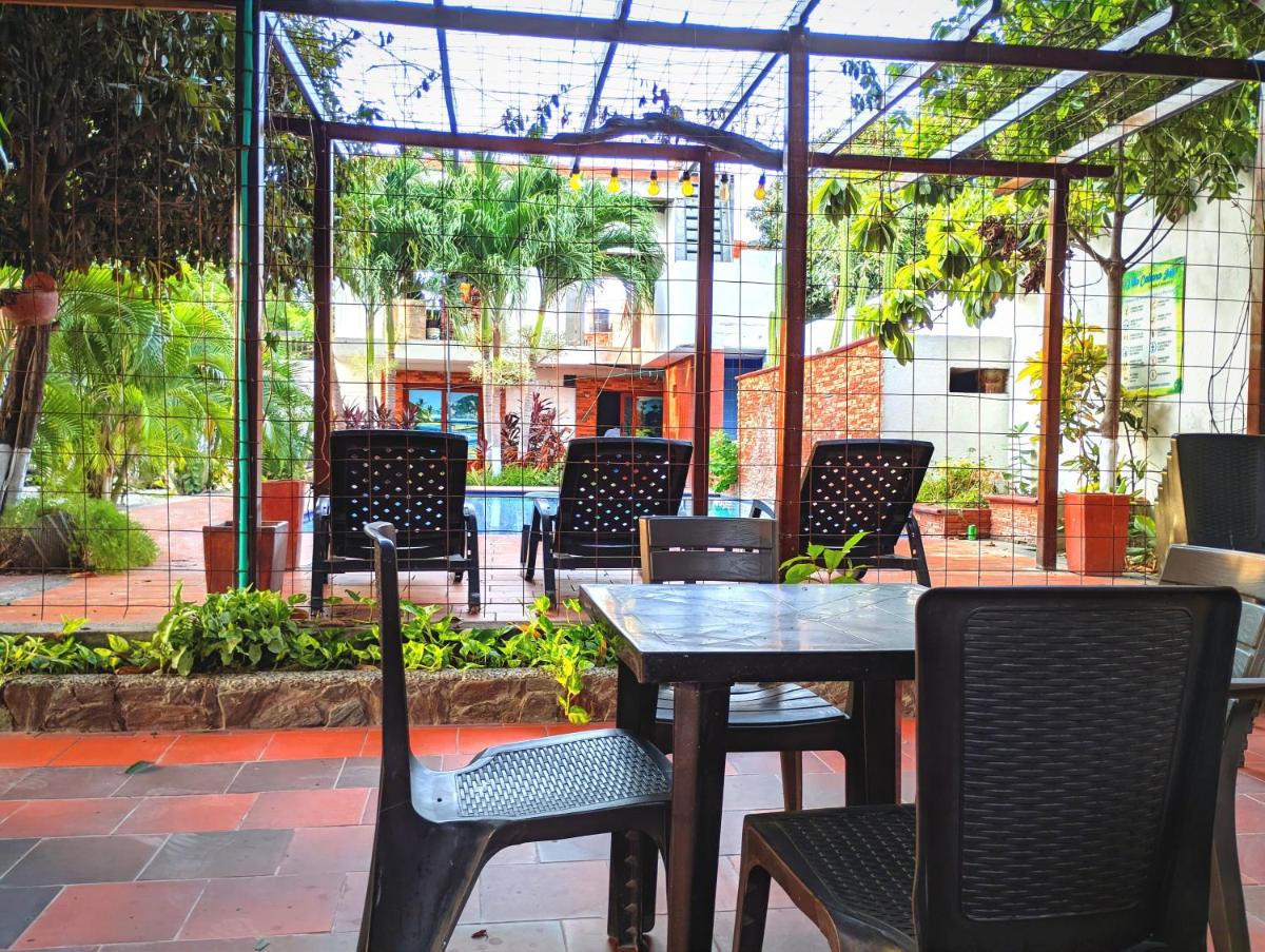 Villa Cabana Inn view 2