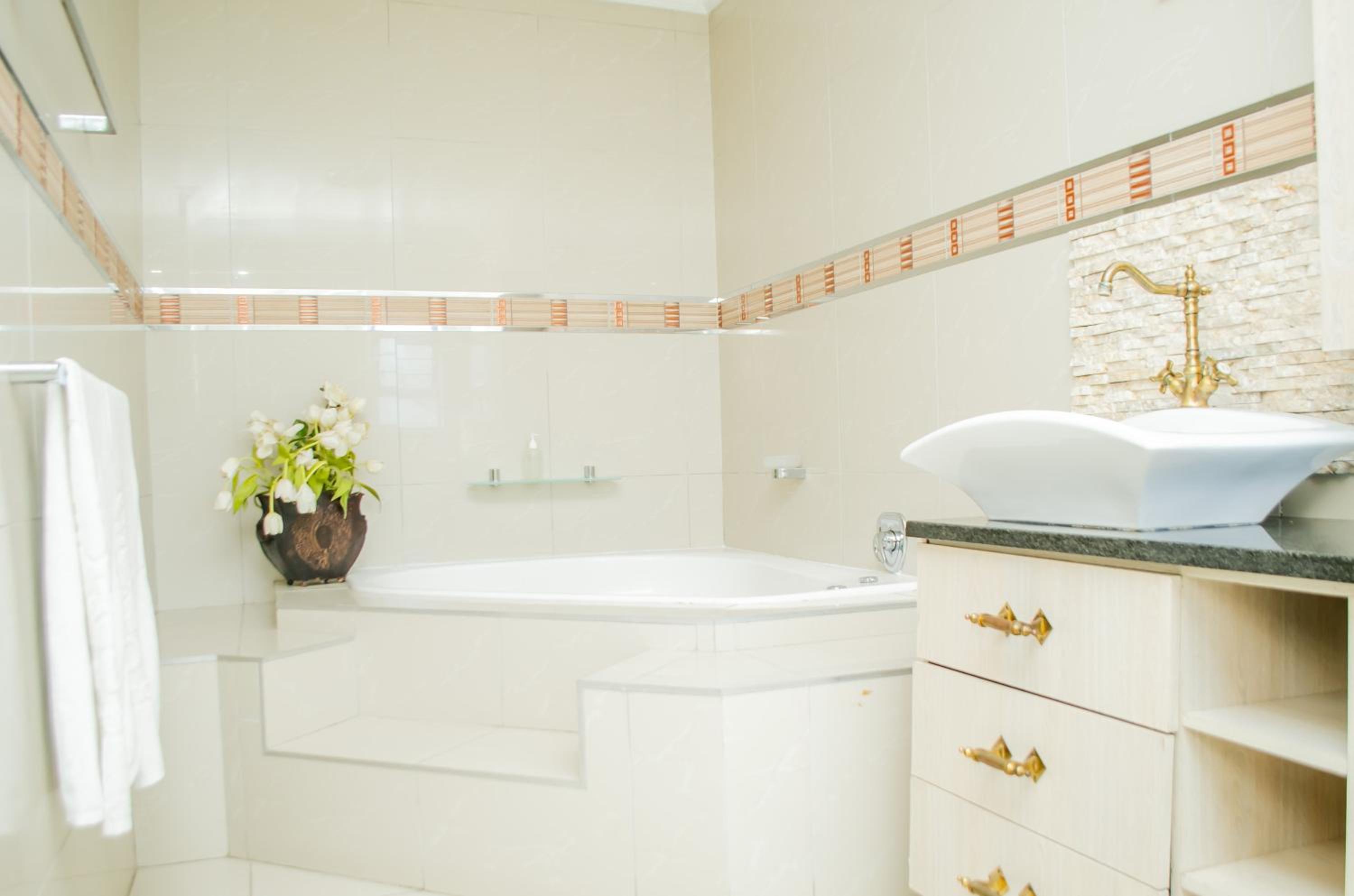 21 Shrimp Tail Meerensee- Home in Richards Bay view 2