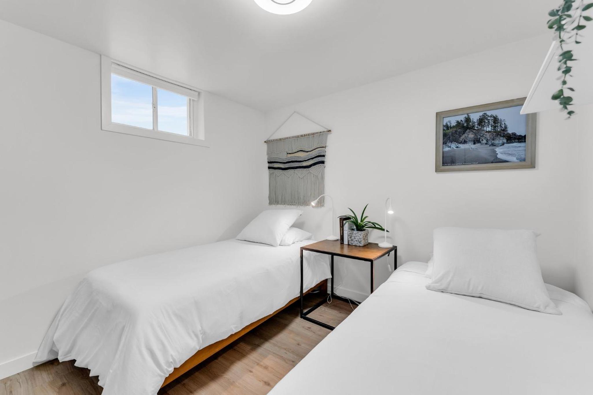 Bright 2-Bedroom Apartment