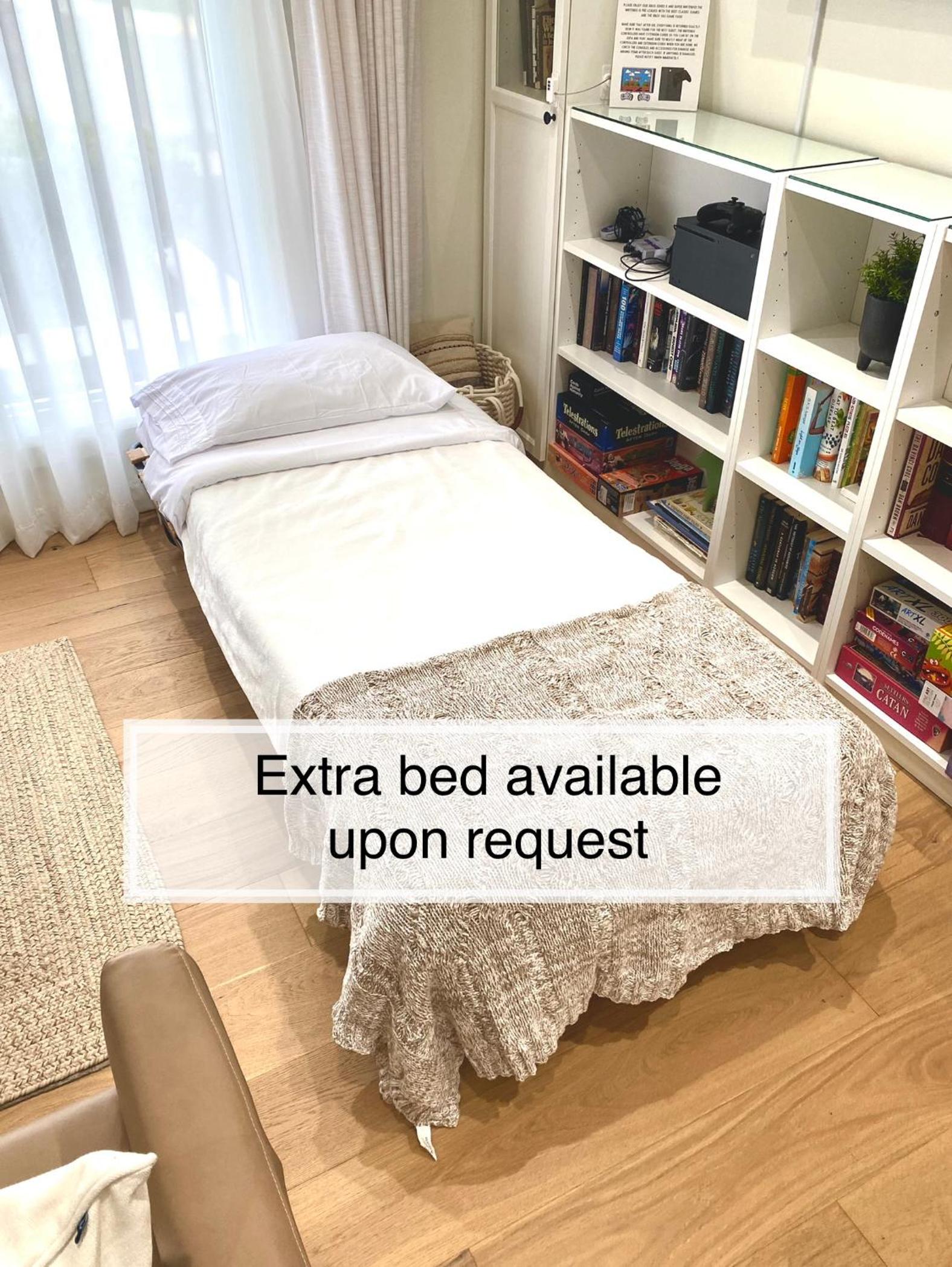 Bright 2-Bedroom Apartment