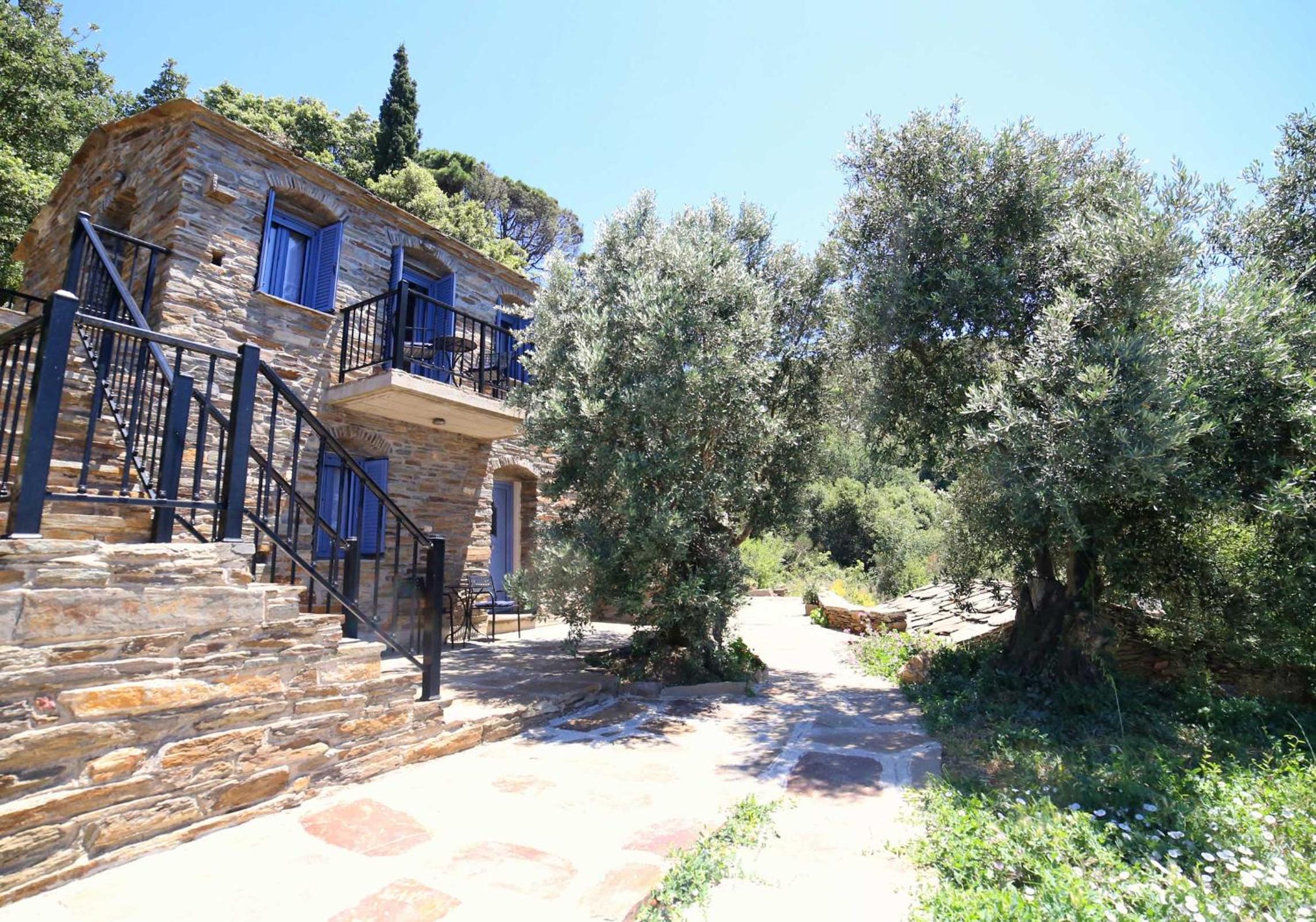 Moratika Farmhouse