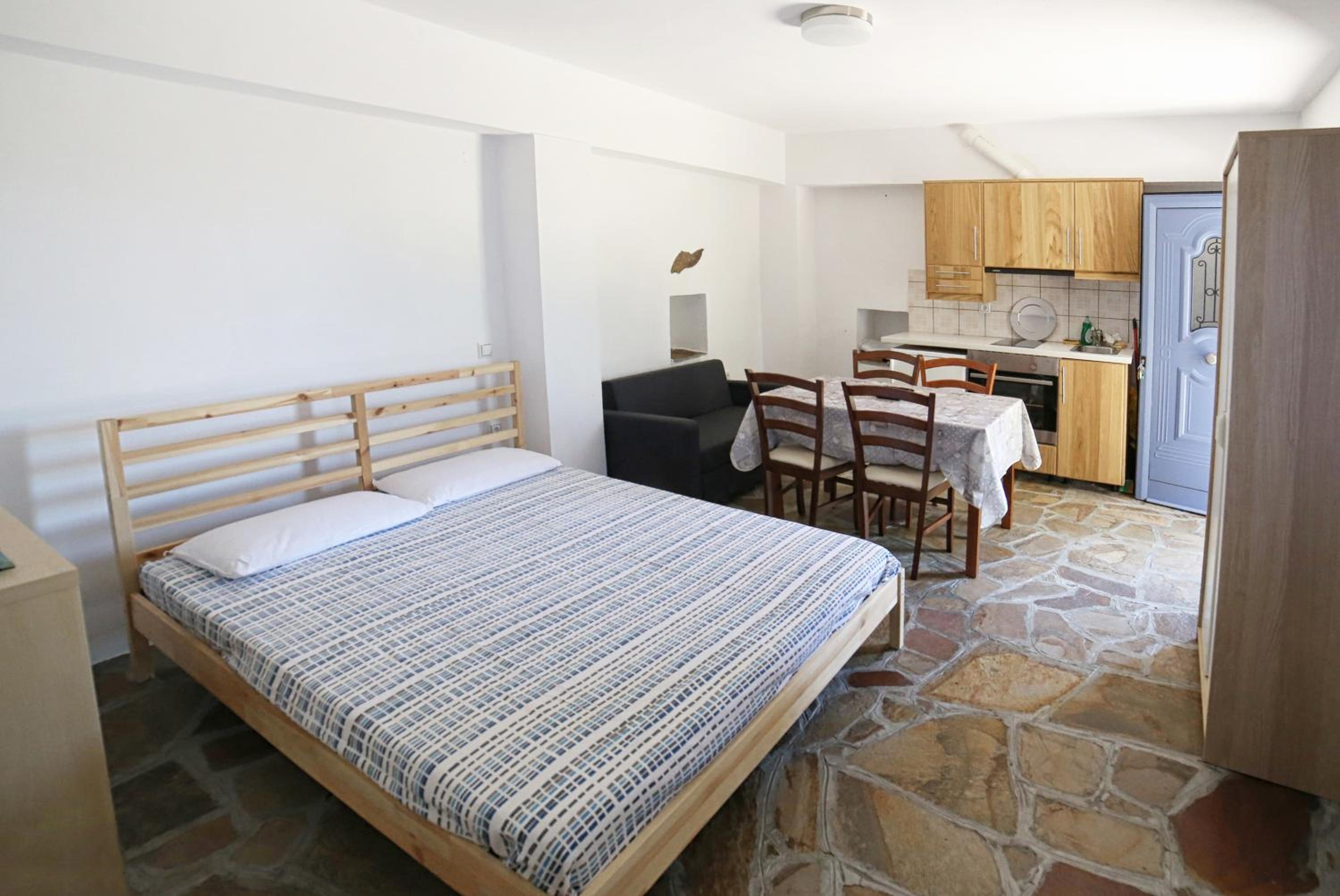 Moratika Farmhouse