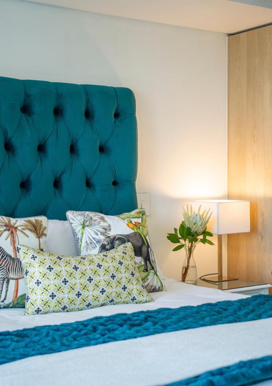 Sophisticated City Escape - Luxury De Waterkant Stay