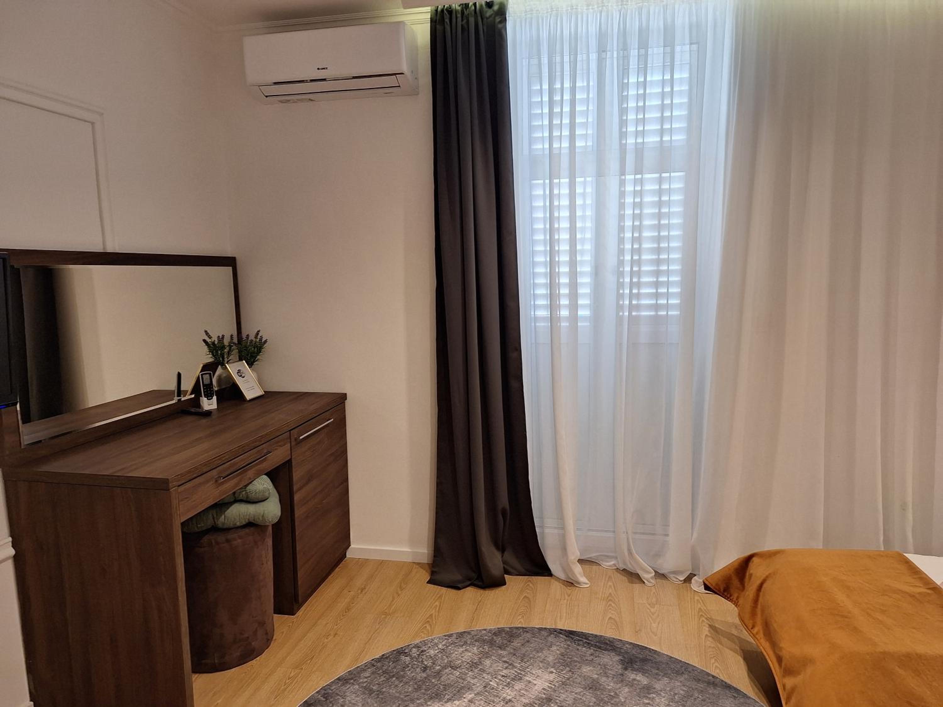 Accommodation Iva