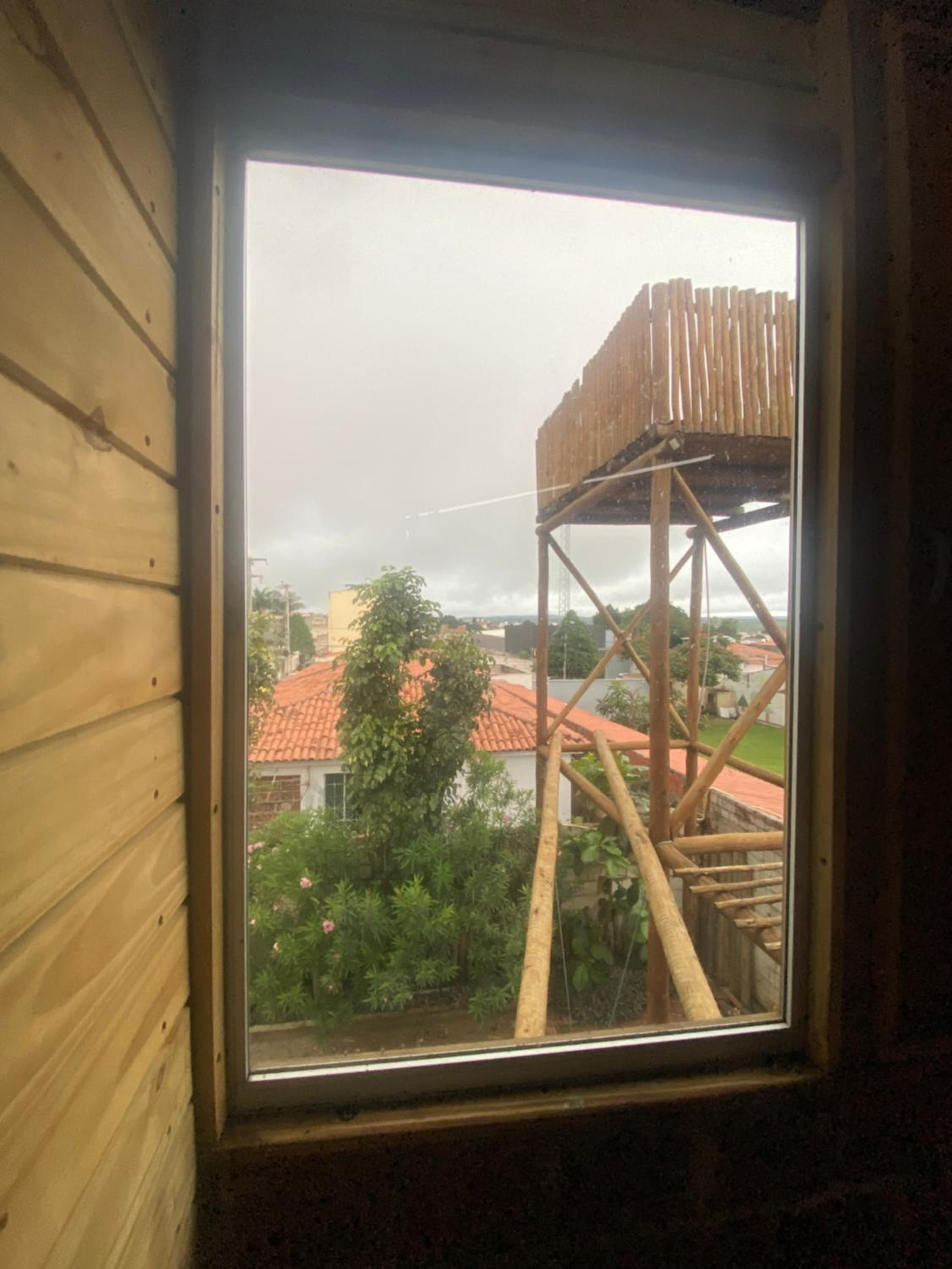 Casa agradável com pátio