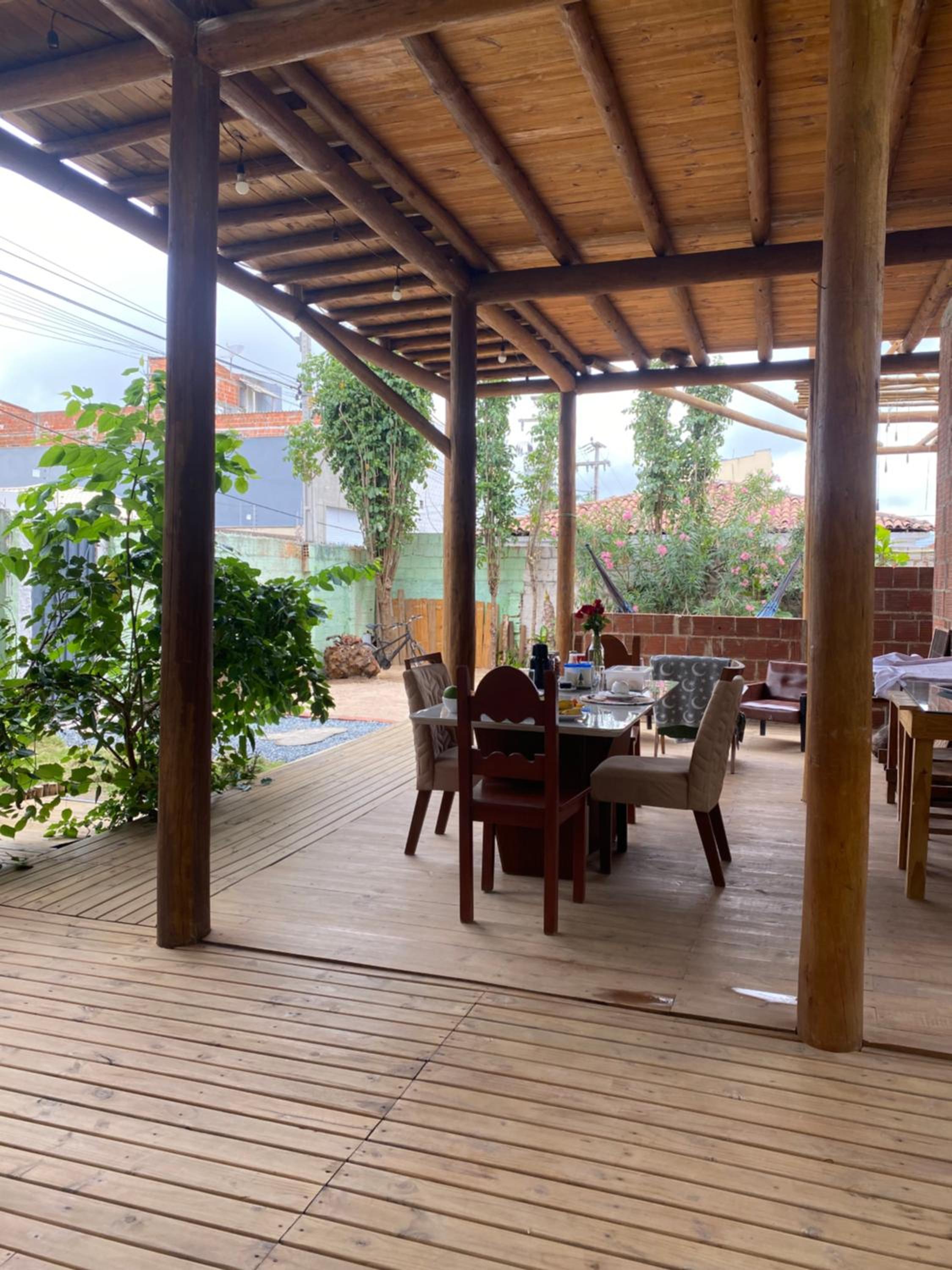 Casa agradável com pátio