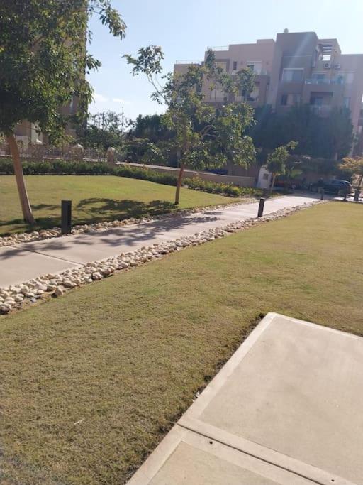 Sunny Bright 1BR in Palm Hills