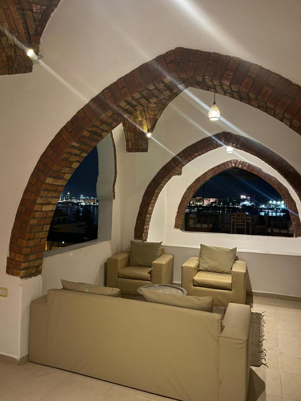 Luxor Palm Villa
