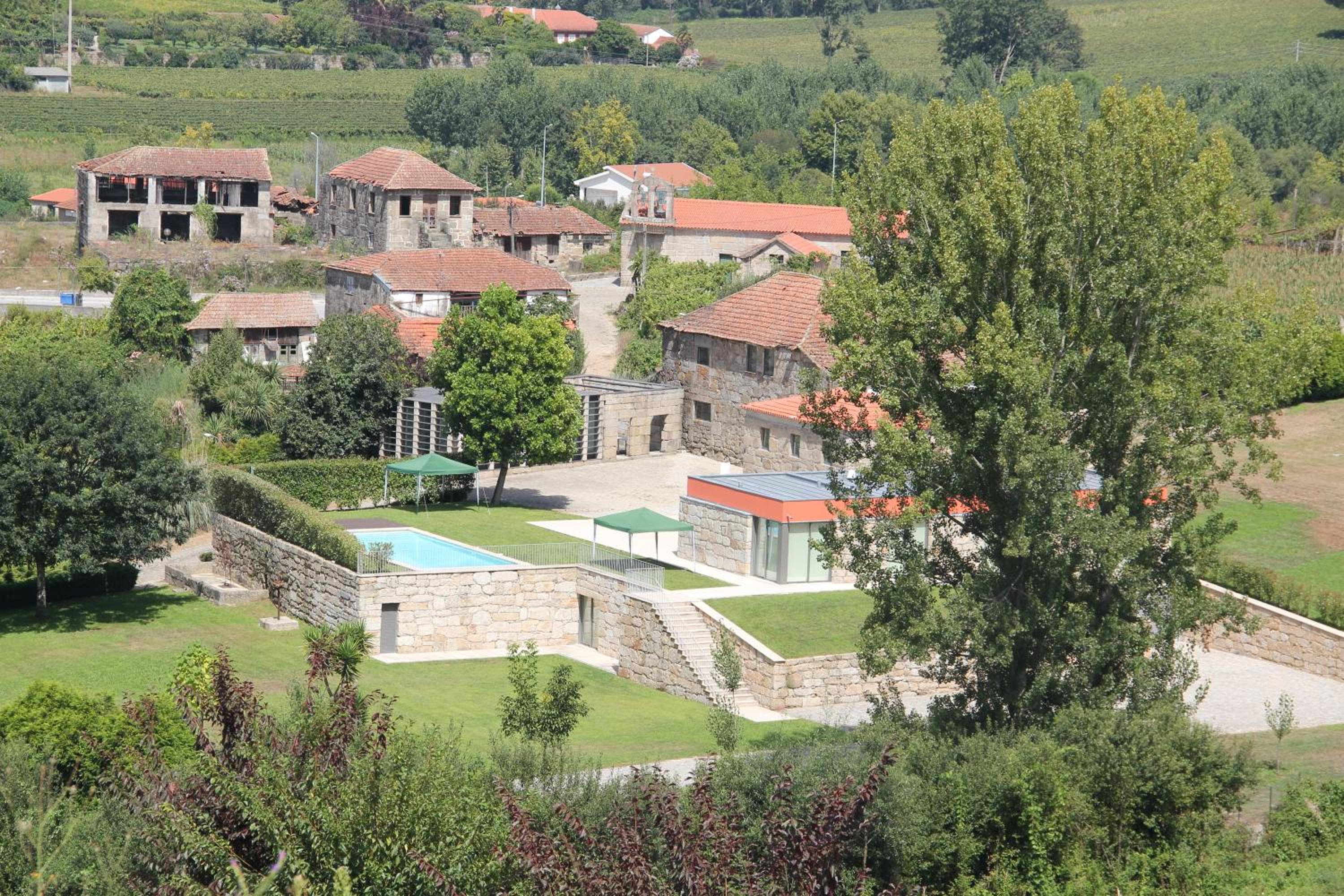 PORTO - Penafiel - QUINTA DE SANTIAGO COUNTRY HOUSE