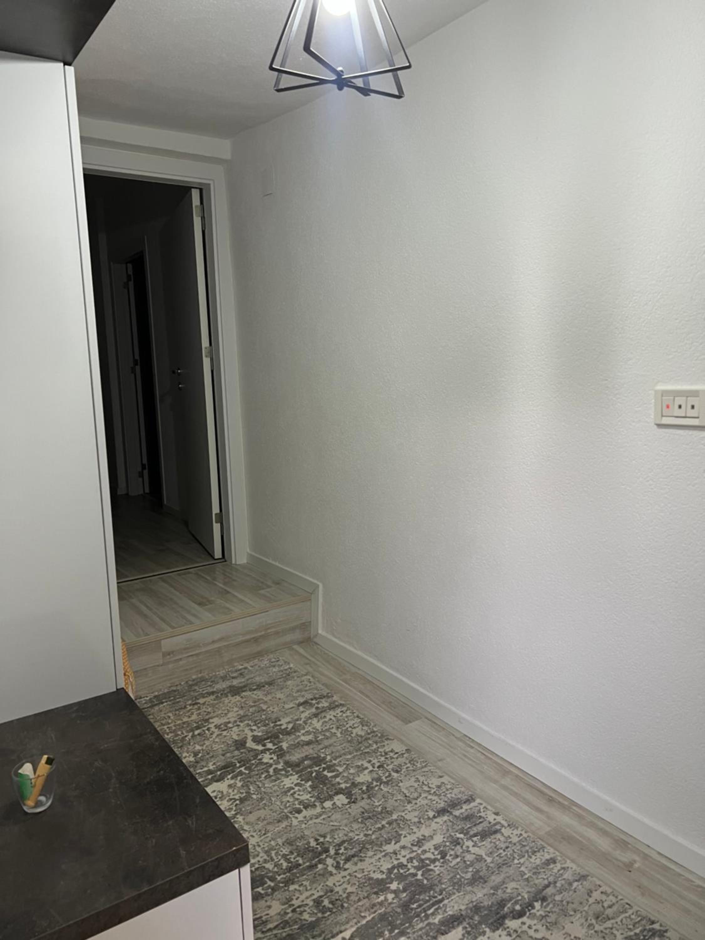 July Apartment, photo 2