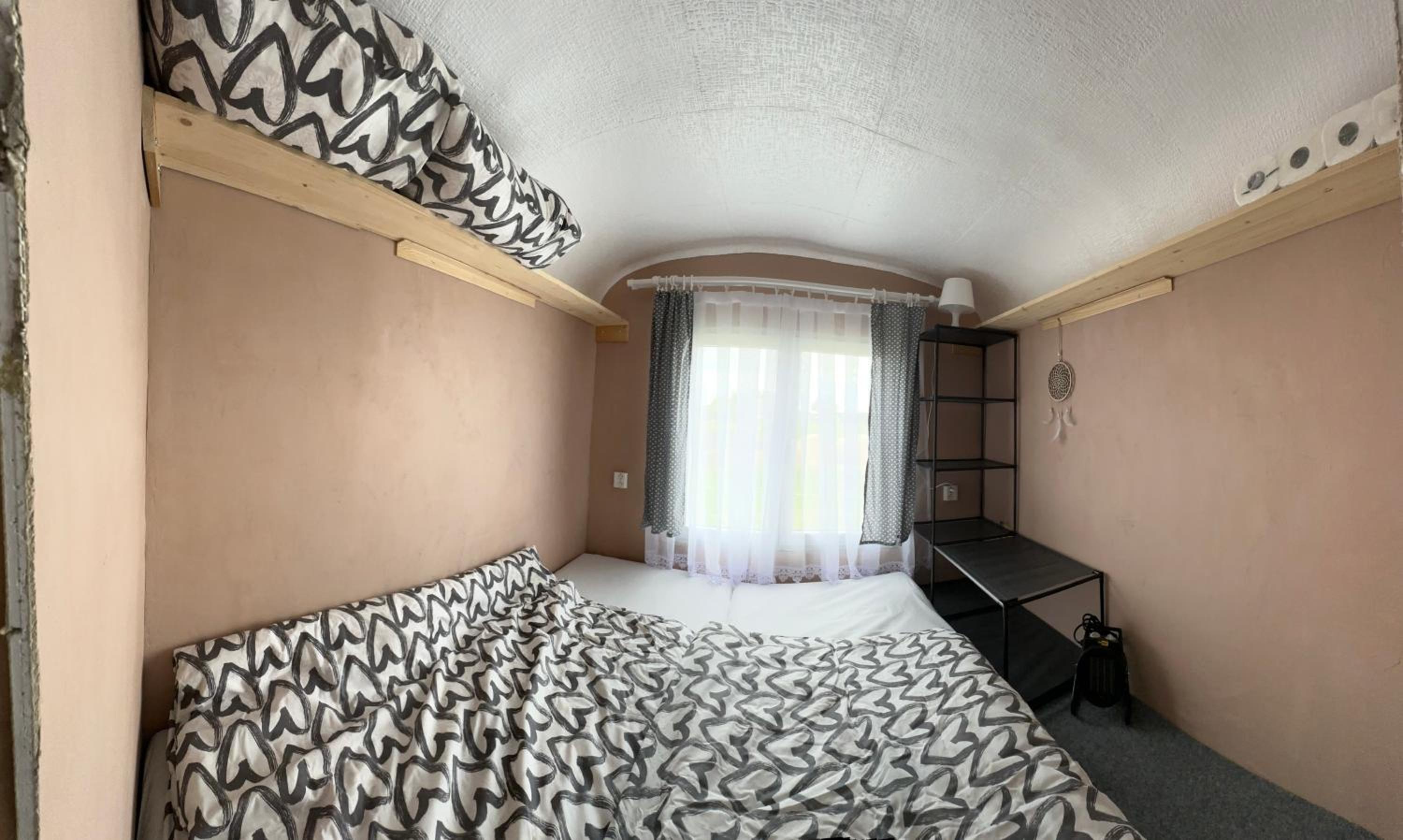 Horská maringotka na farmě