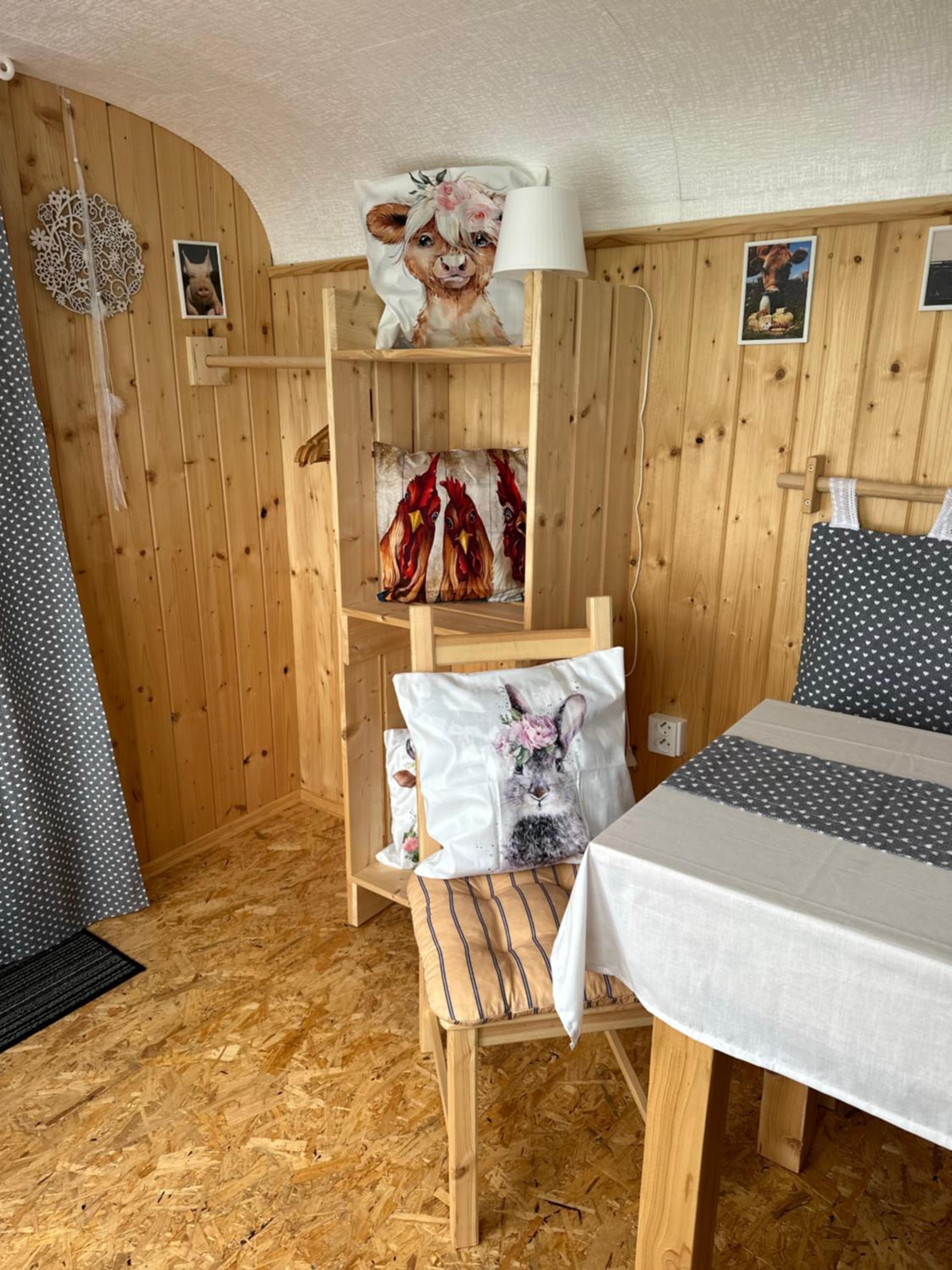 Horská maringotka na farmě