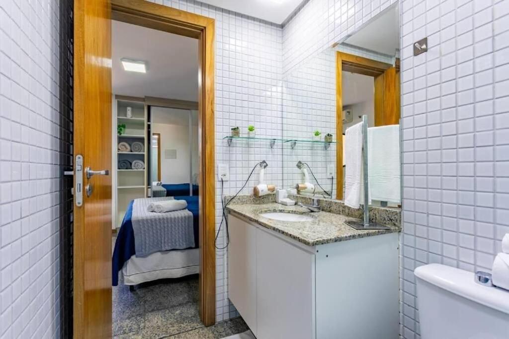 Life Resort beira lago próx a esplanada