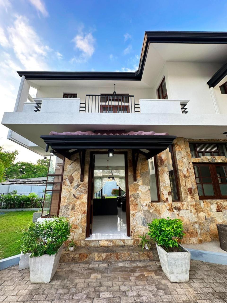 Villa Heshni Colombo