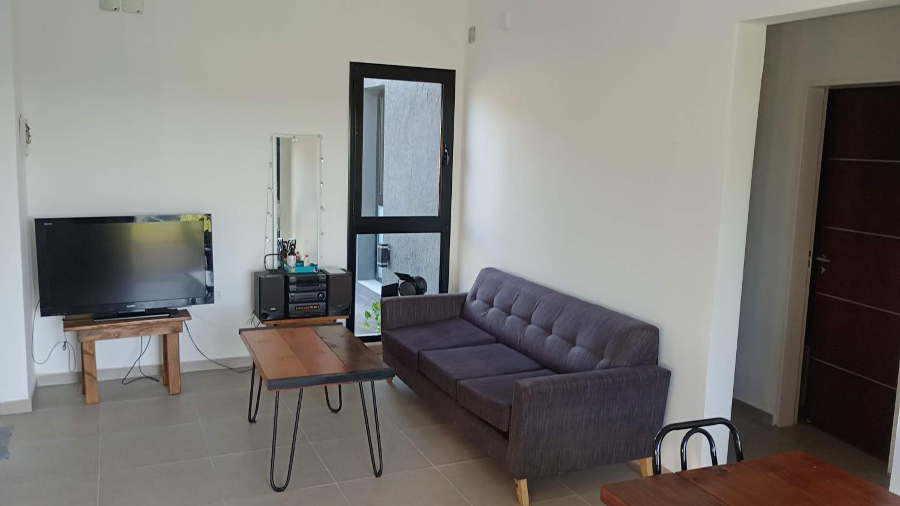 Moderna y Confortable casa nueva
