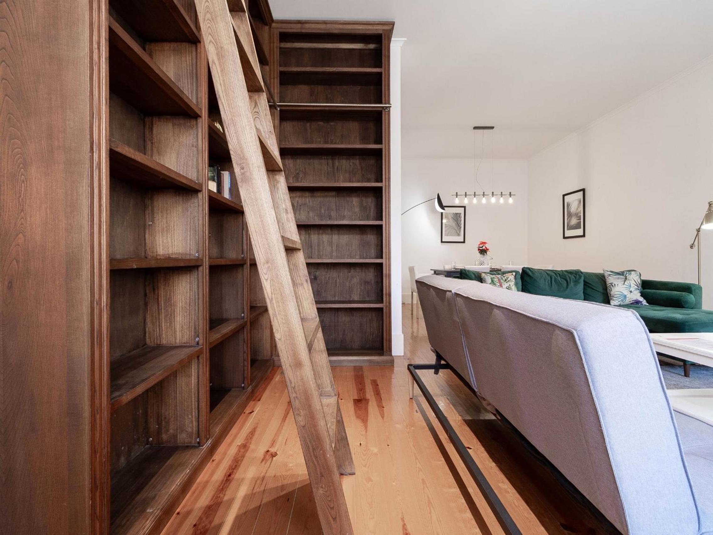 Akicity Praça de Espanha Sun view 5