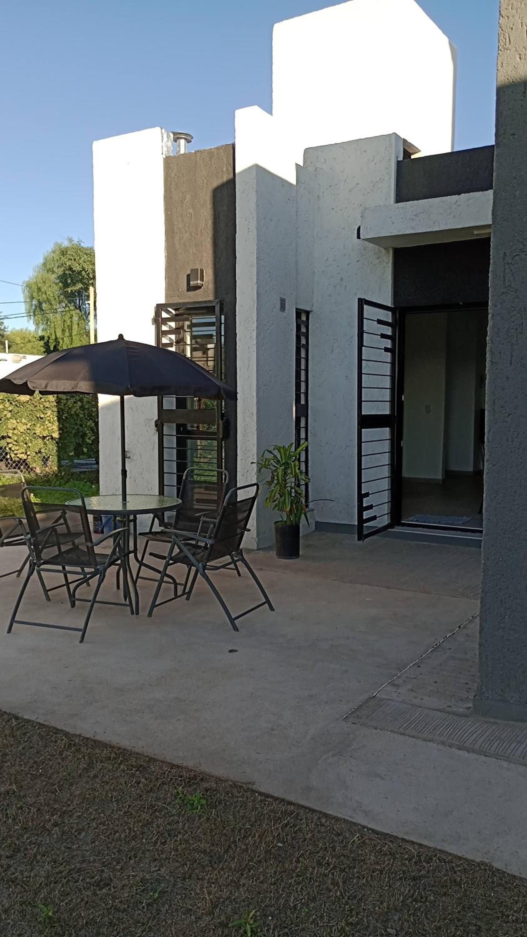 Moderna y Confortable casa nueva