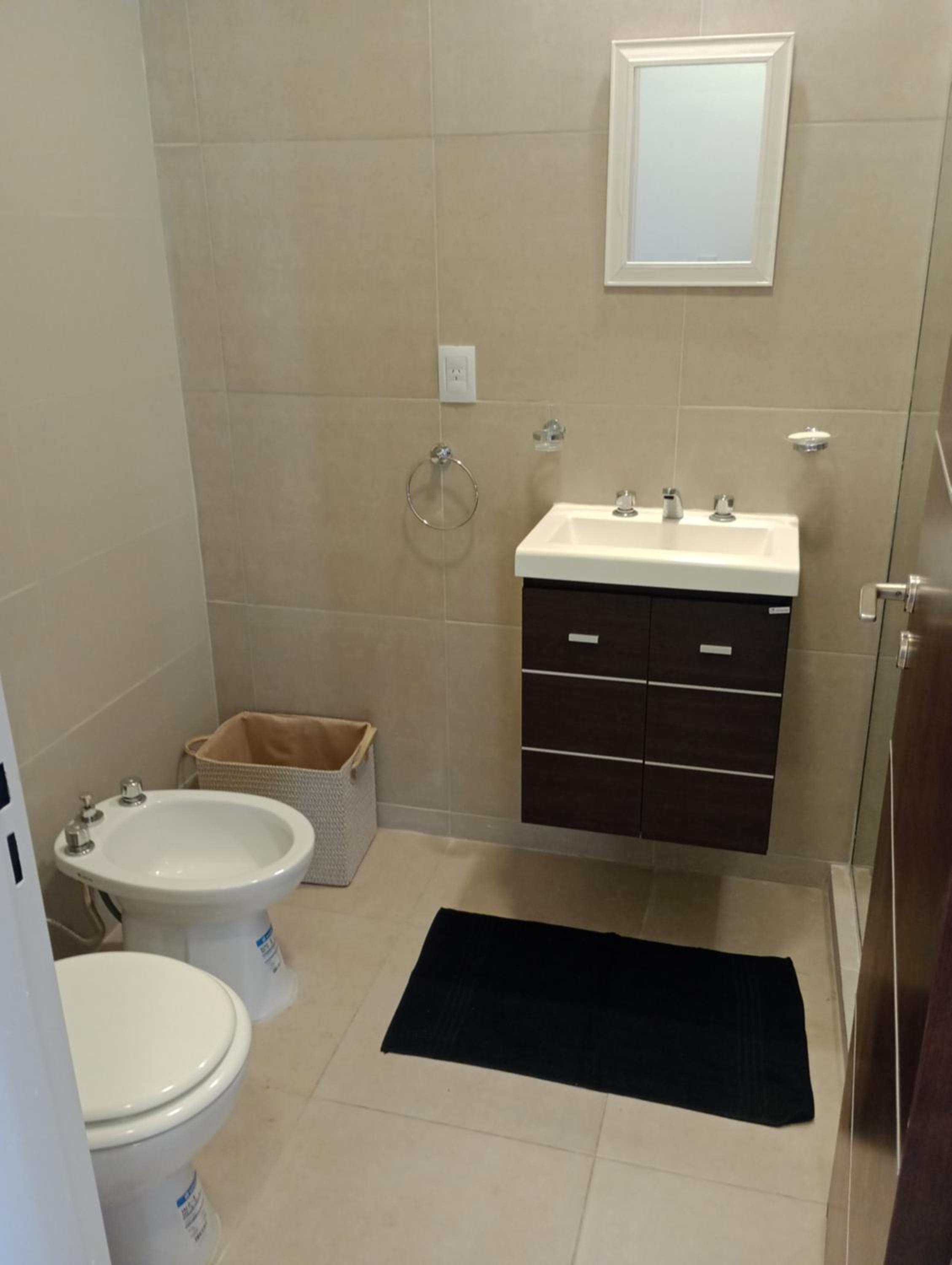 Moderna y Confortable casa nueva
