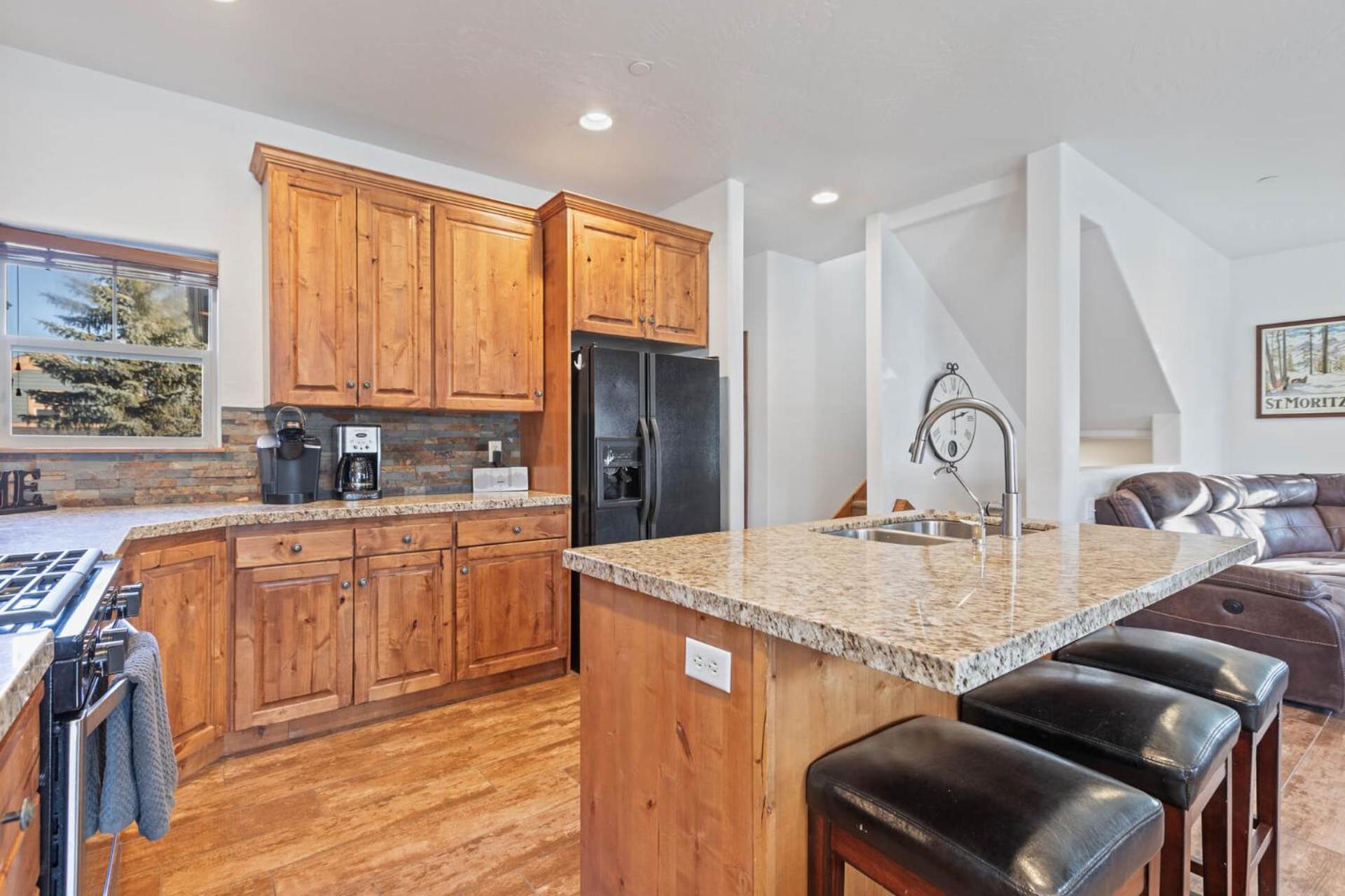 Bear Hollow Village 5482-A by Moose Management view 3