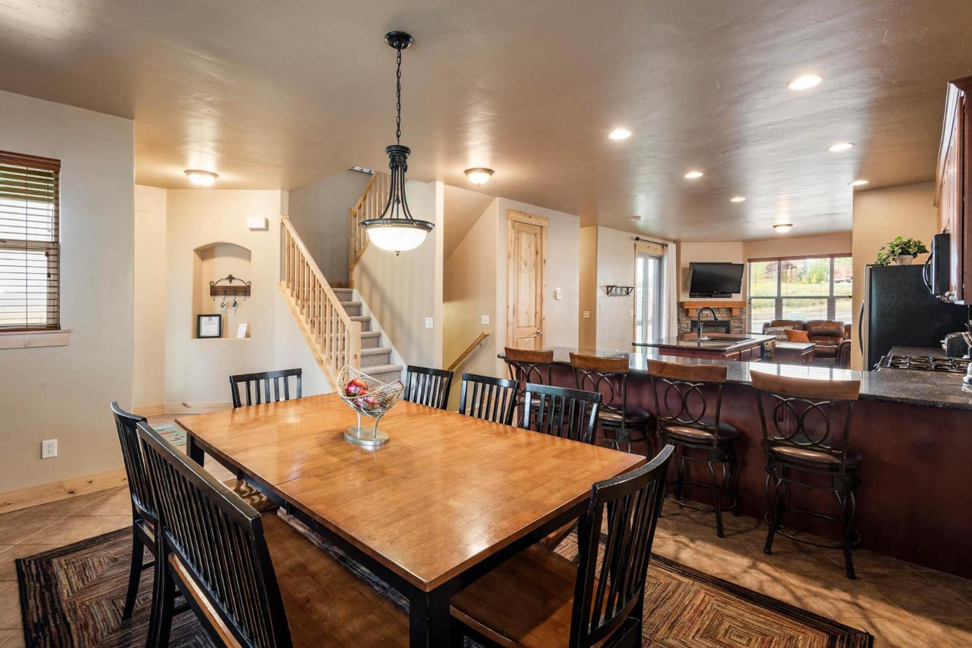 Bear Hollow Village 5557 by Moose Management view 3