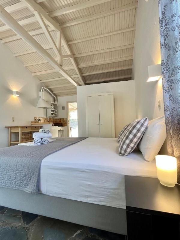 Lithea Villas and Studios by the Sea