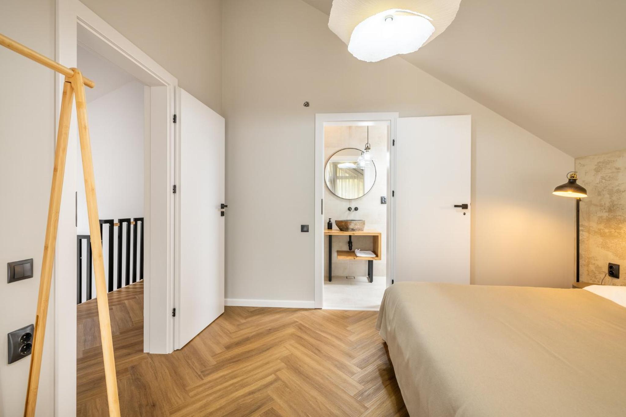 True Cabin