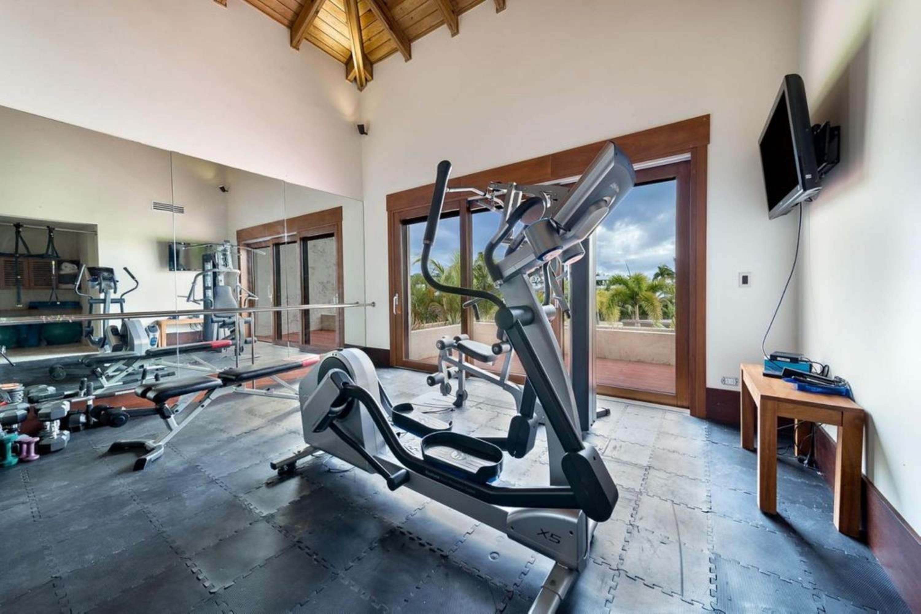 This villa will impress you with its looks view 5