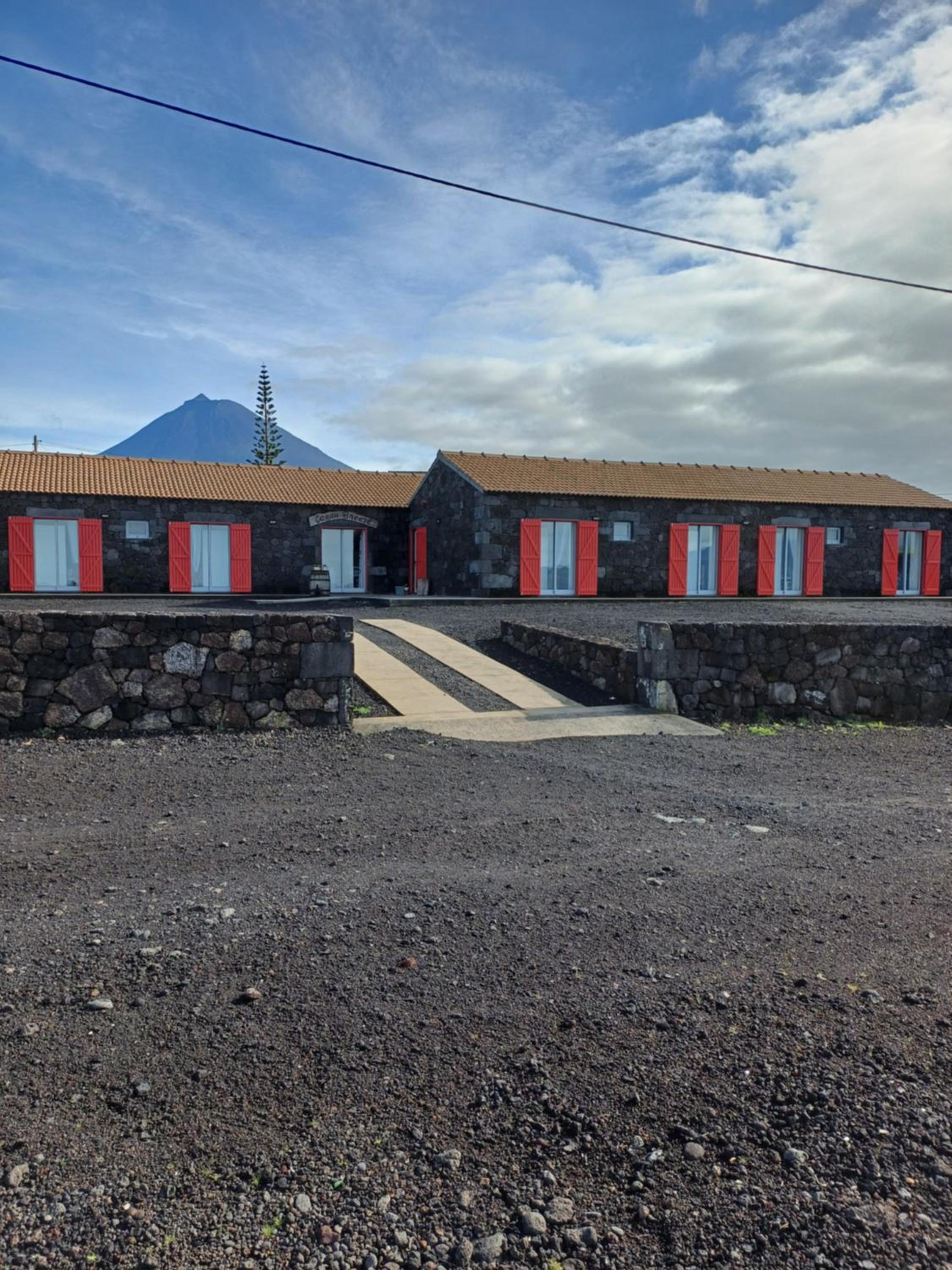 Hotel Ocean Breeze - Image 1