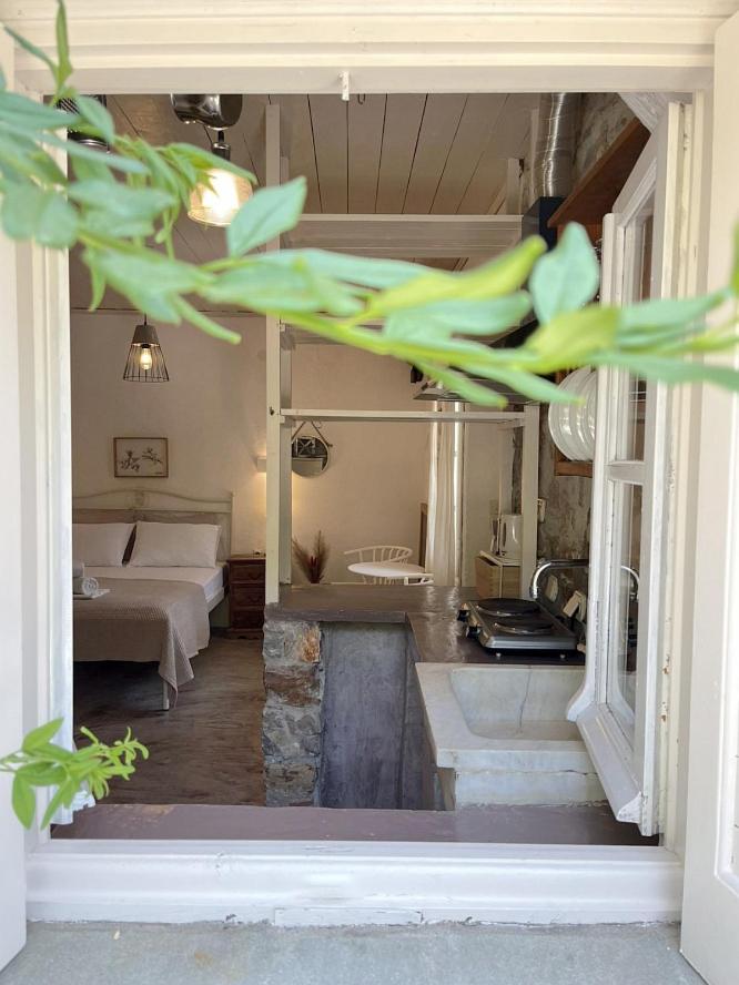 Lithea Villas and Studios by the Sea