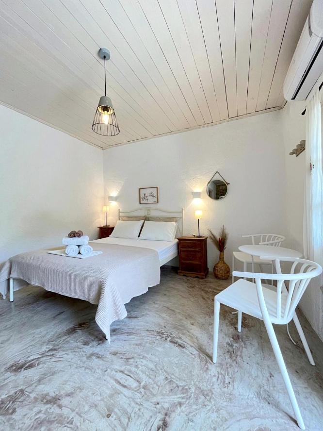 Lithea Villas and Studios by the Sea
