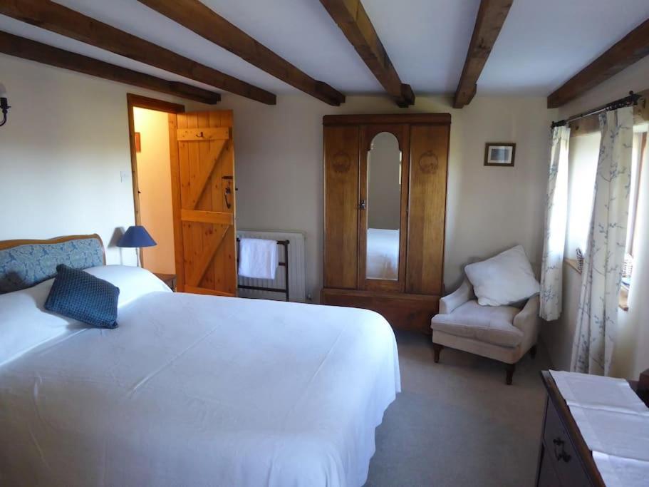 Lower Tresmorn Farmhouse