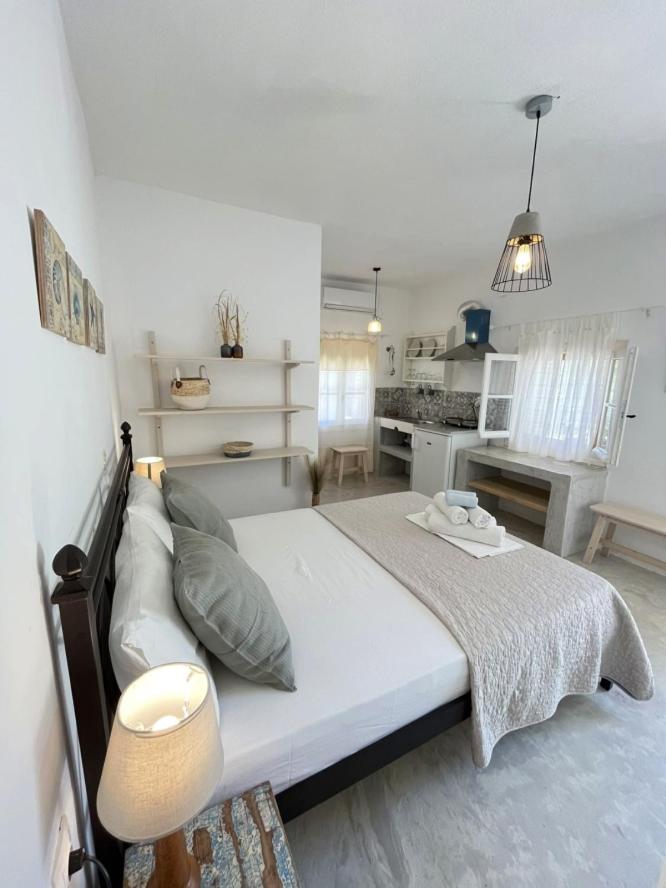 Lithea Villas and Studios by the Sea