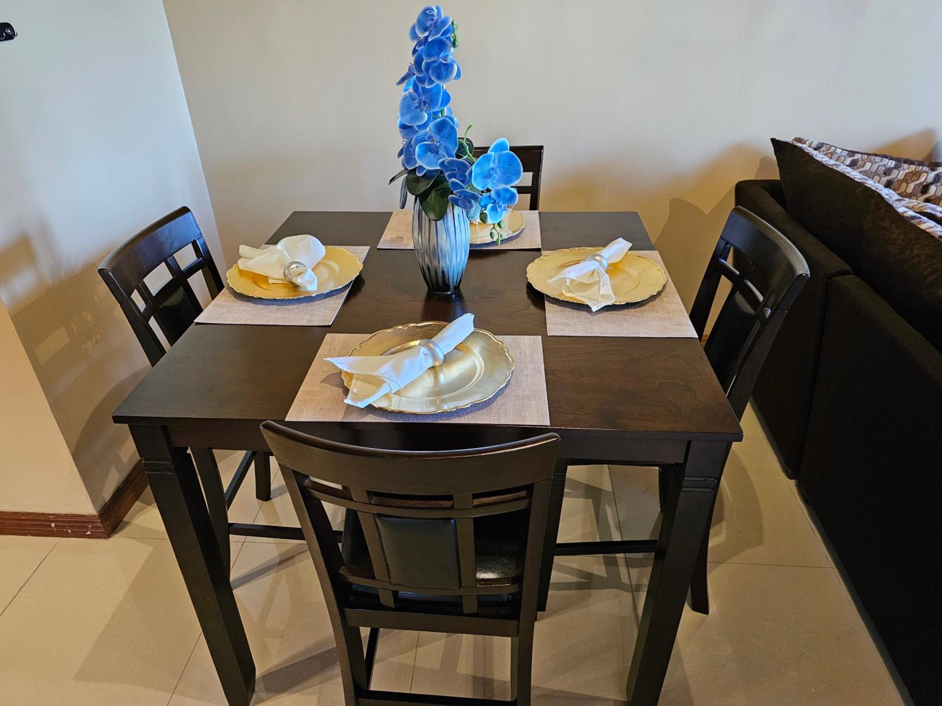 Suite Oasis - Two Bedroom