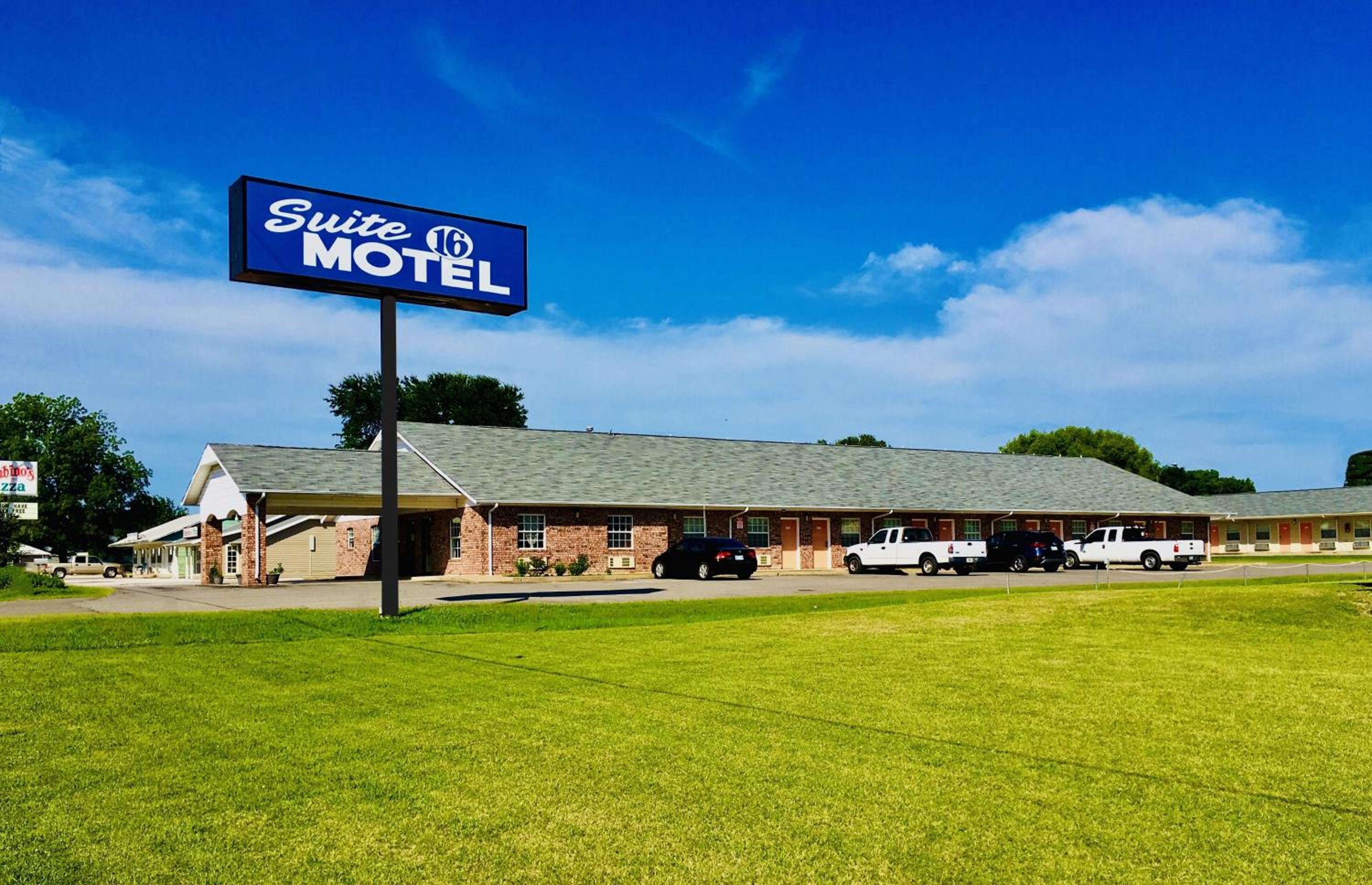 Suite 16 Motel - Property Image 10