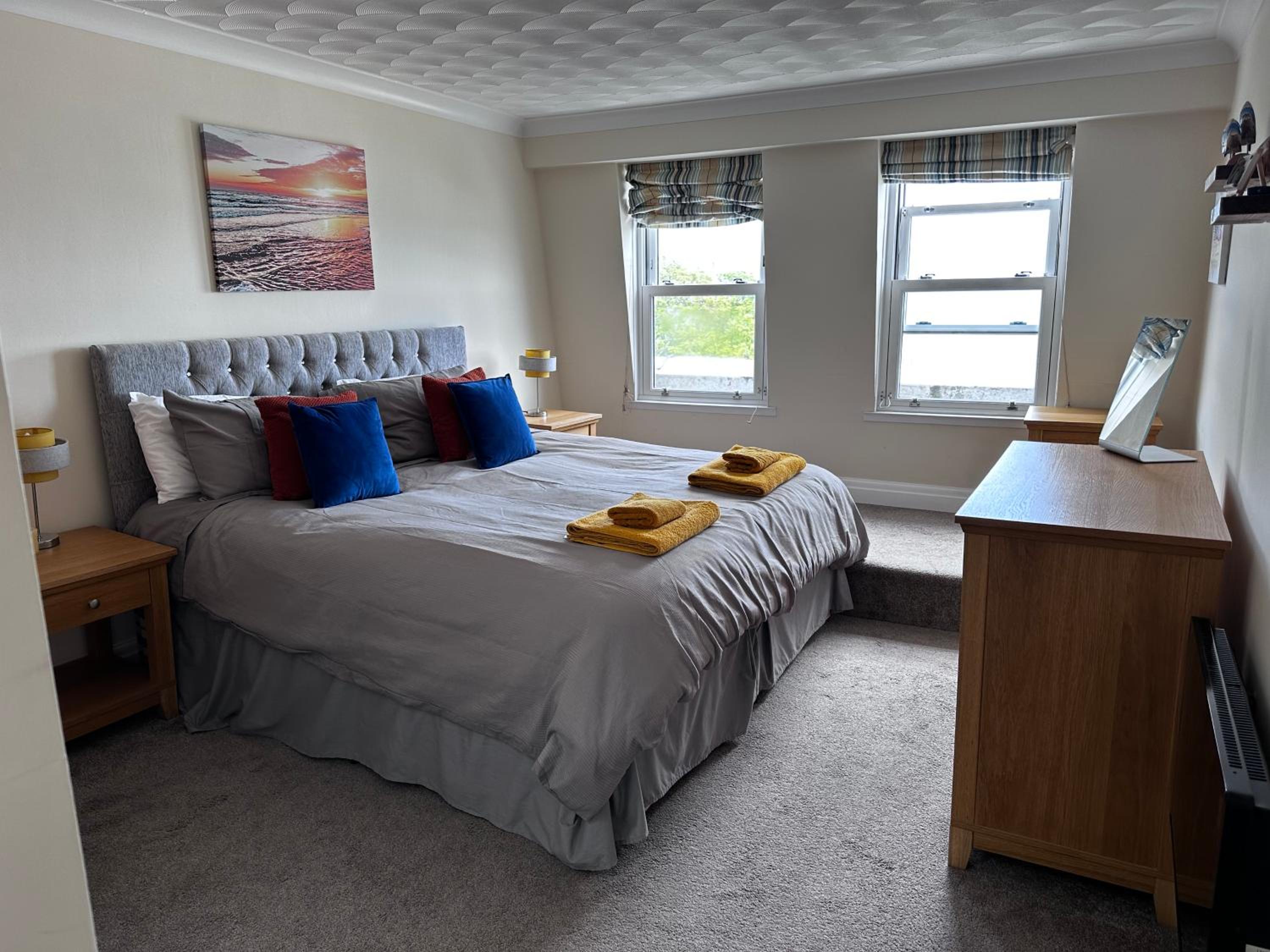 North Beach Heights Tenby, No 6 Newton Croft view 3