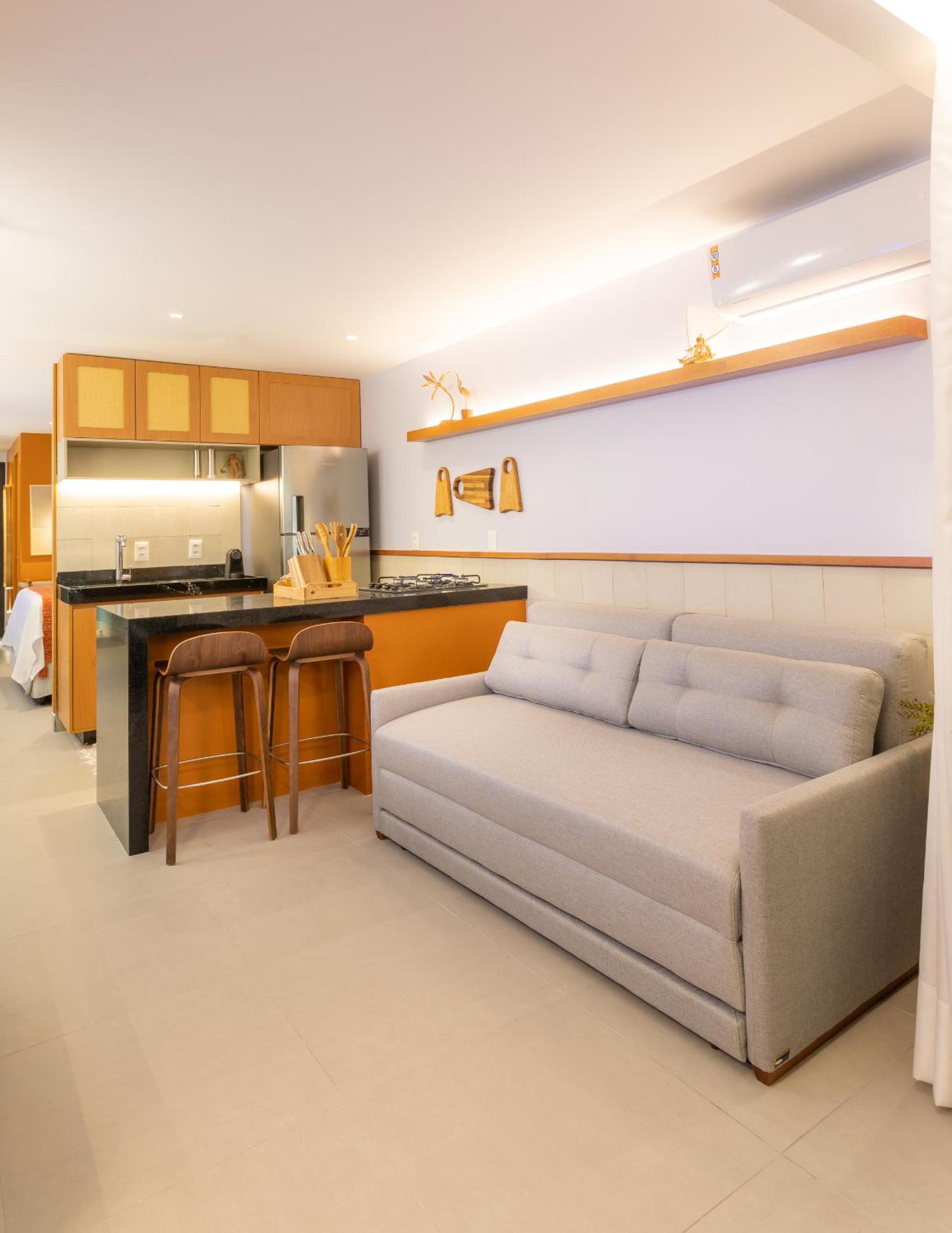 Loft com jacuzzi privativa frente mar do Bessa