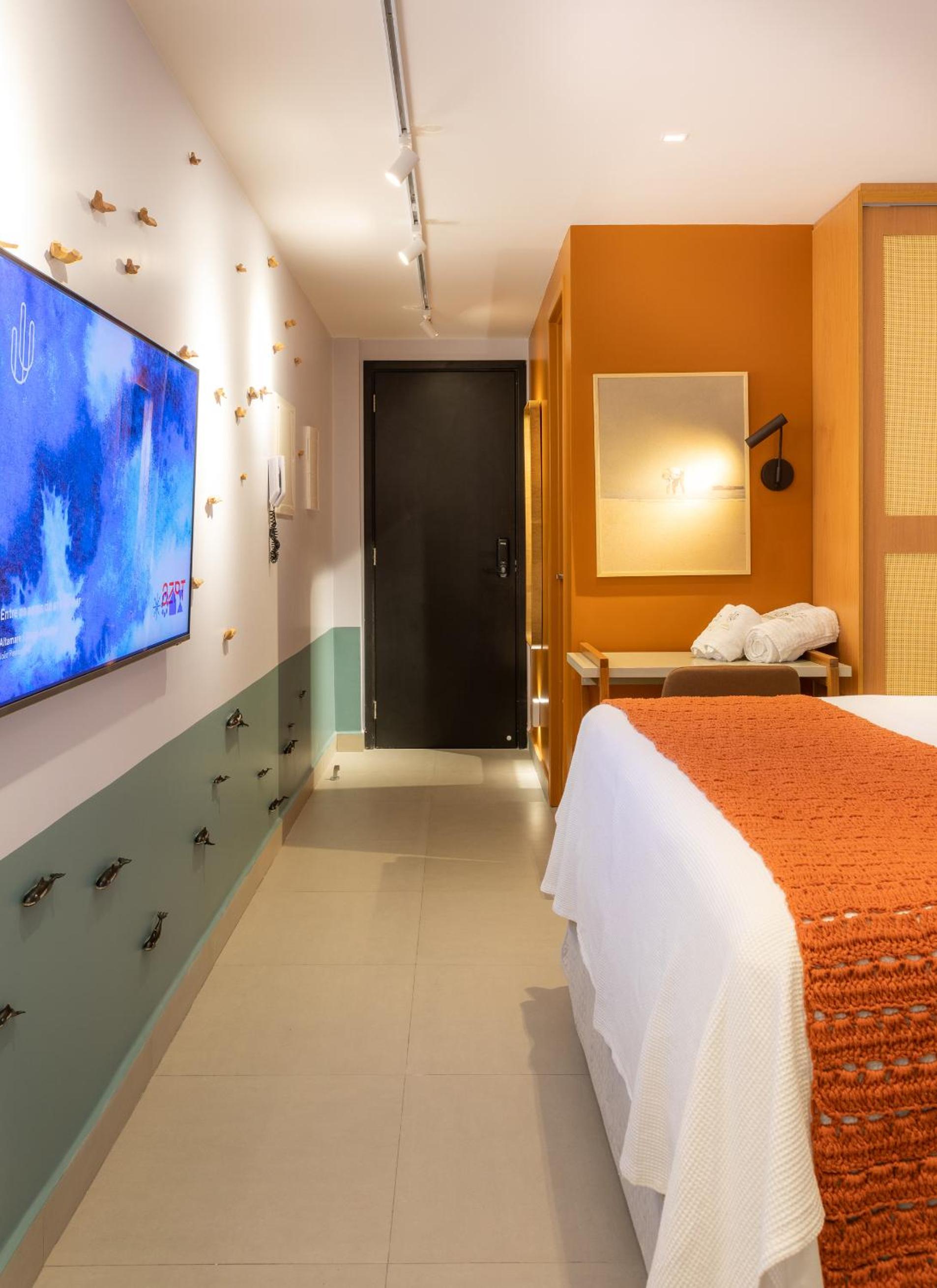 Loft com jacuzzi privativa frente mar do Bessa